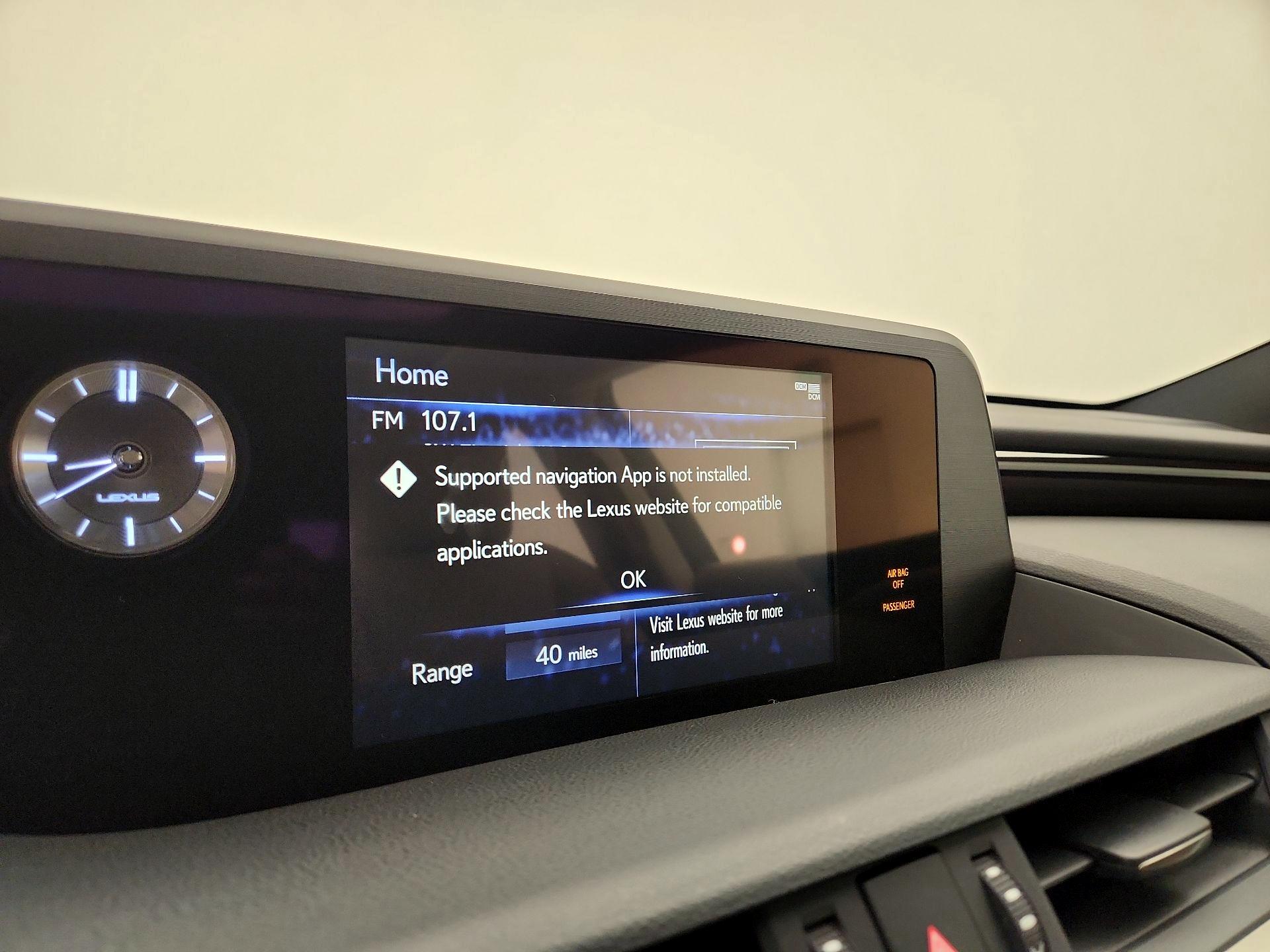 Thumbnail: 2020 Lexus ES - 14