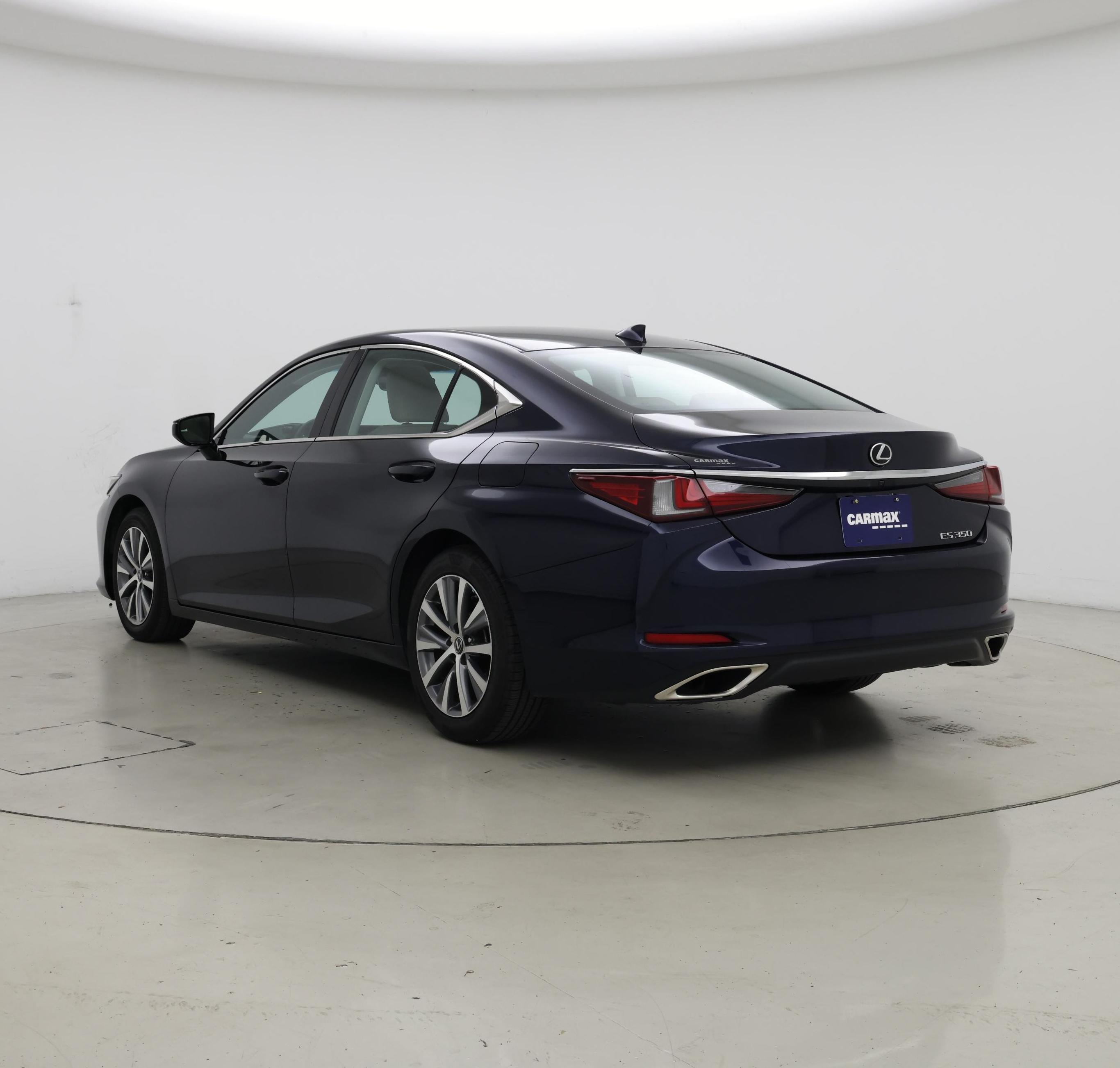 Thumbnail: 2020 Lexus ES - 2