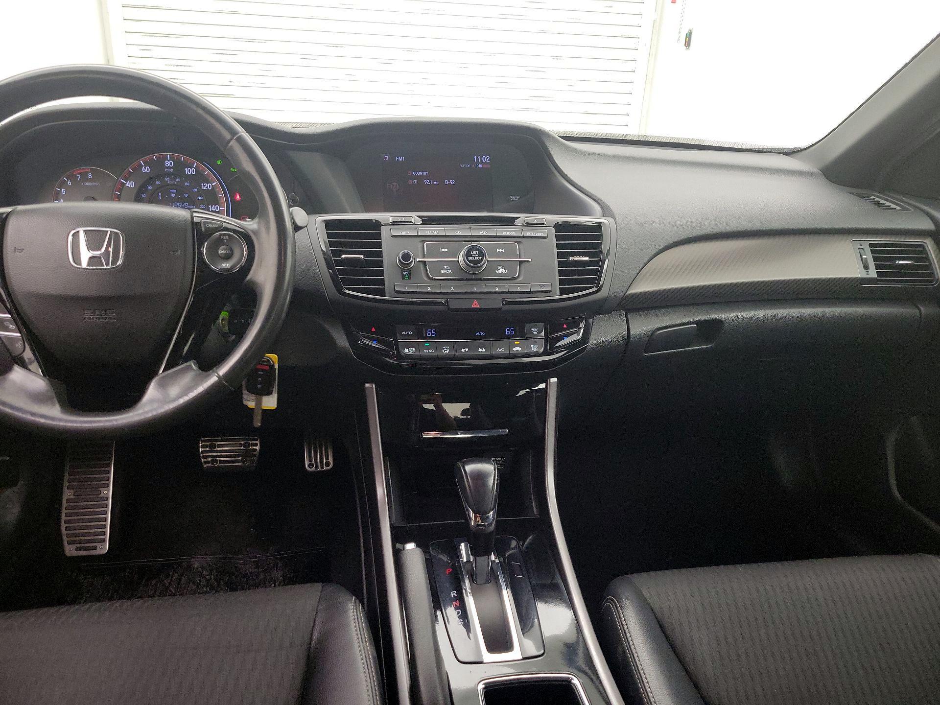 Thumbnail: 2016 Honda Accord - 9