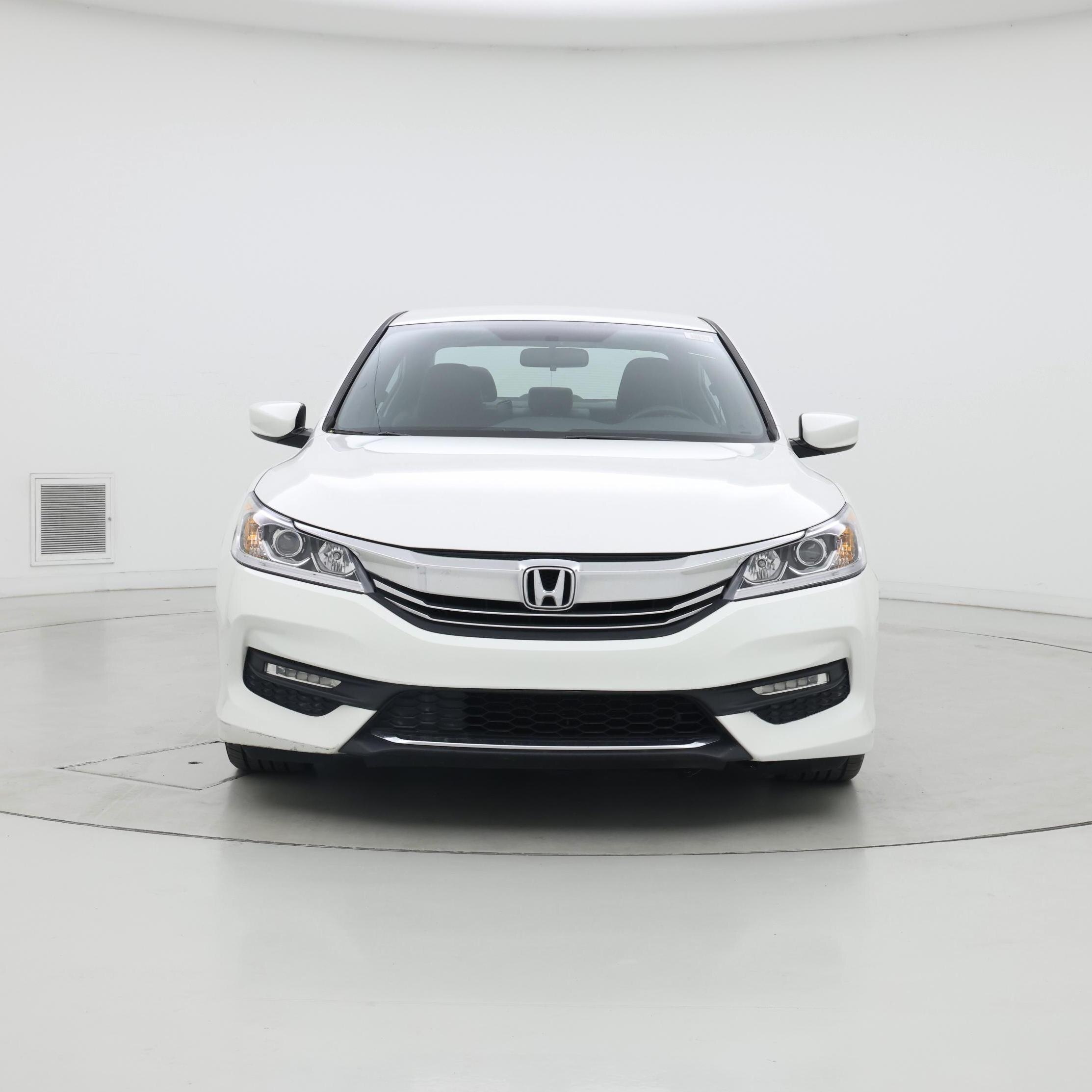 Thumbnail: 2016 Honda Accord - 5