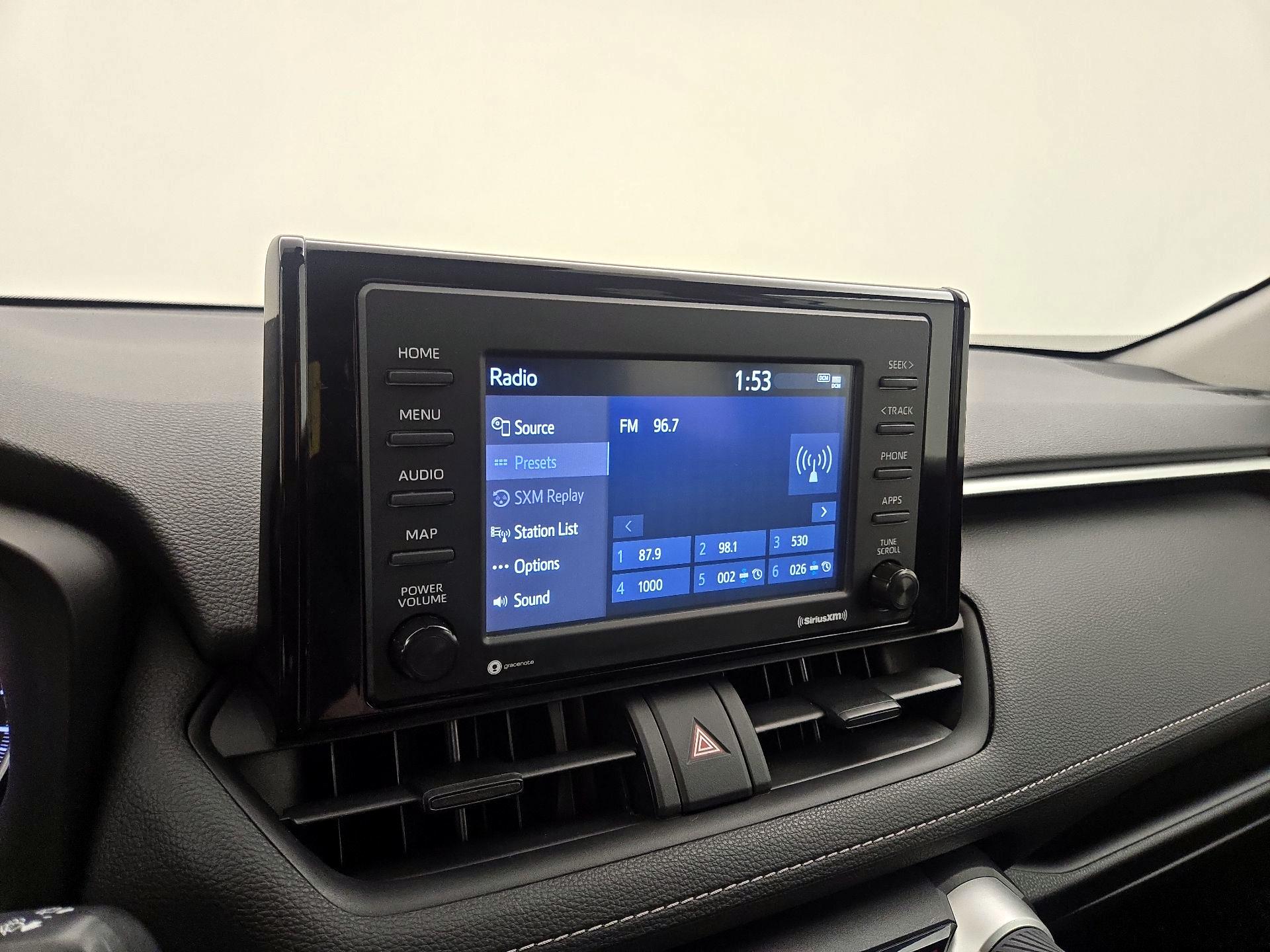 Thumbnail: 2021 Toyota RAV4 - 15