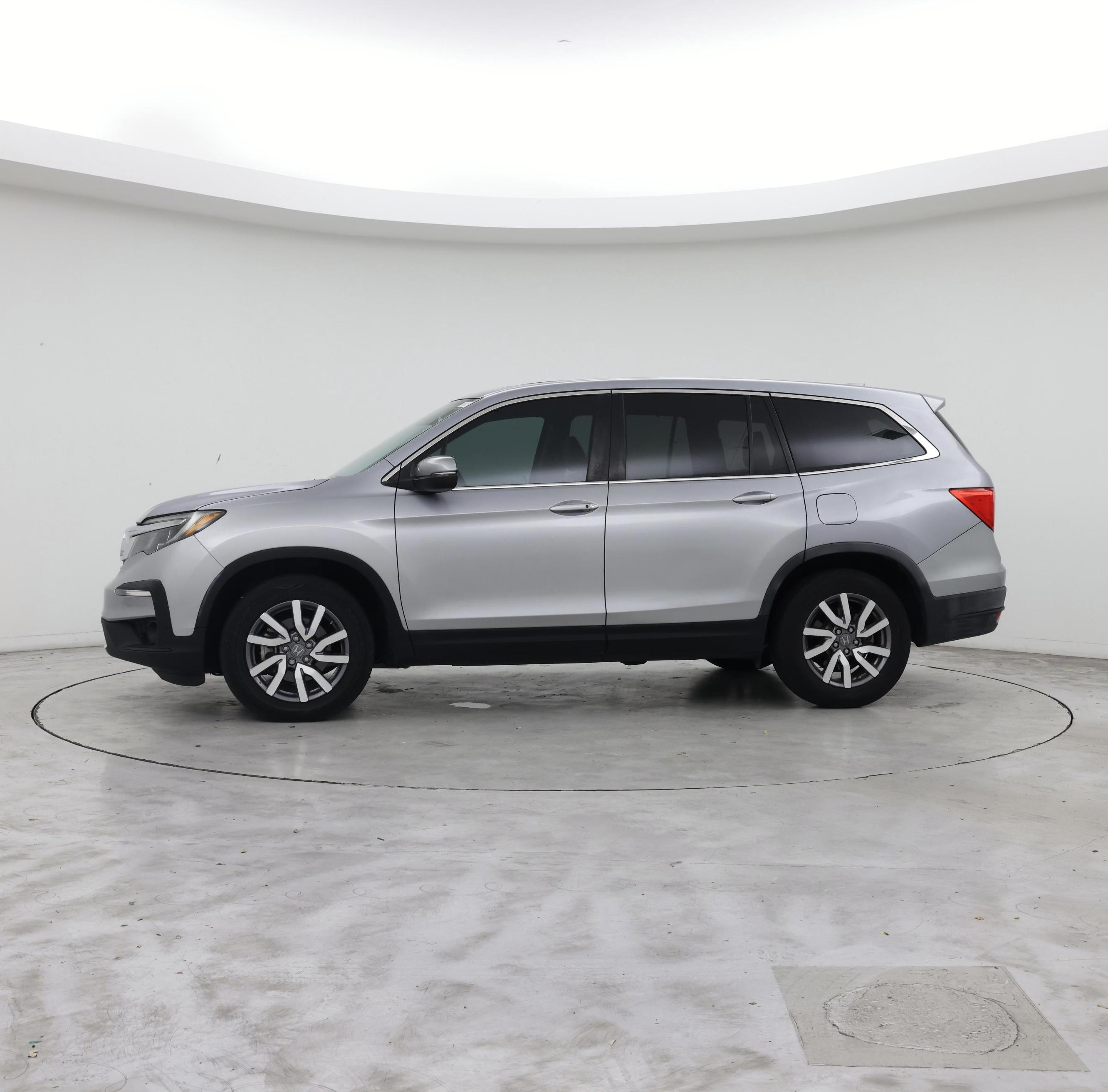 Thumbnail: 2020 Honda Pilot - 3