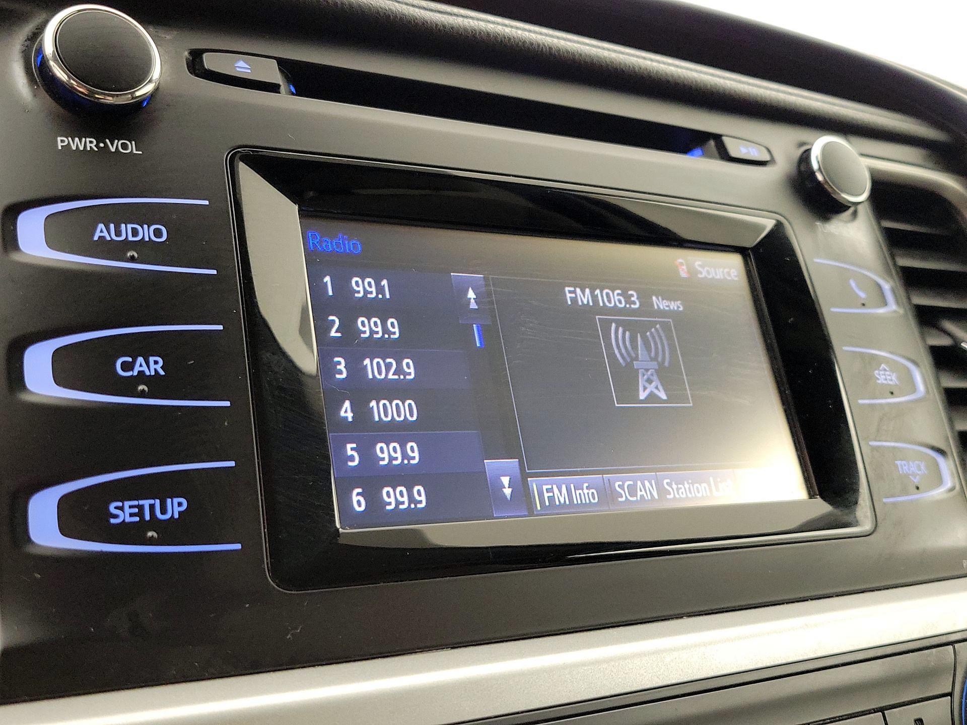Thumbnail: 2017 Toyota Highlander - 15