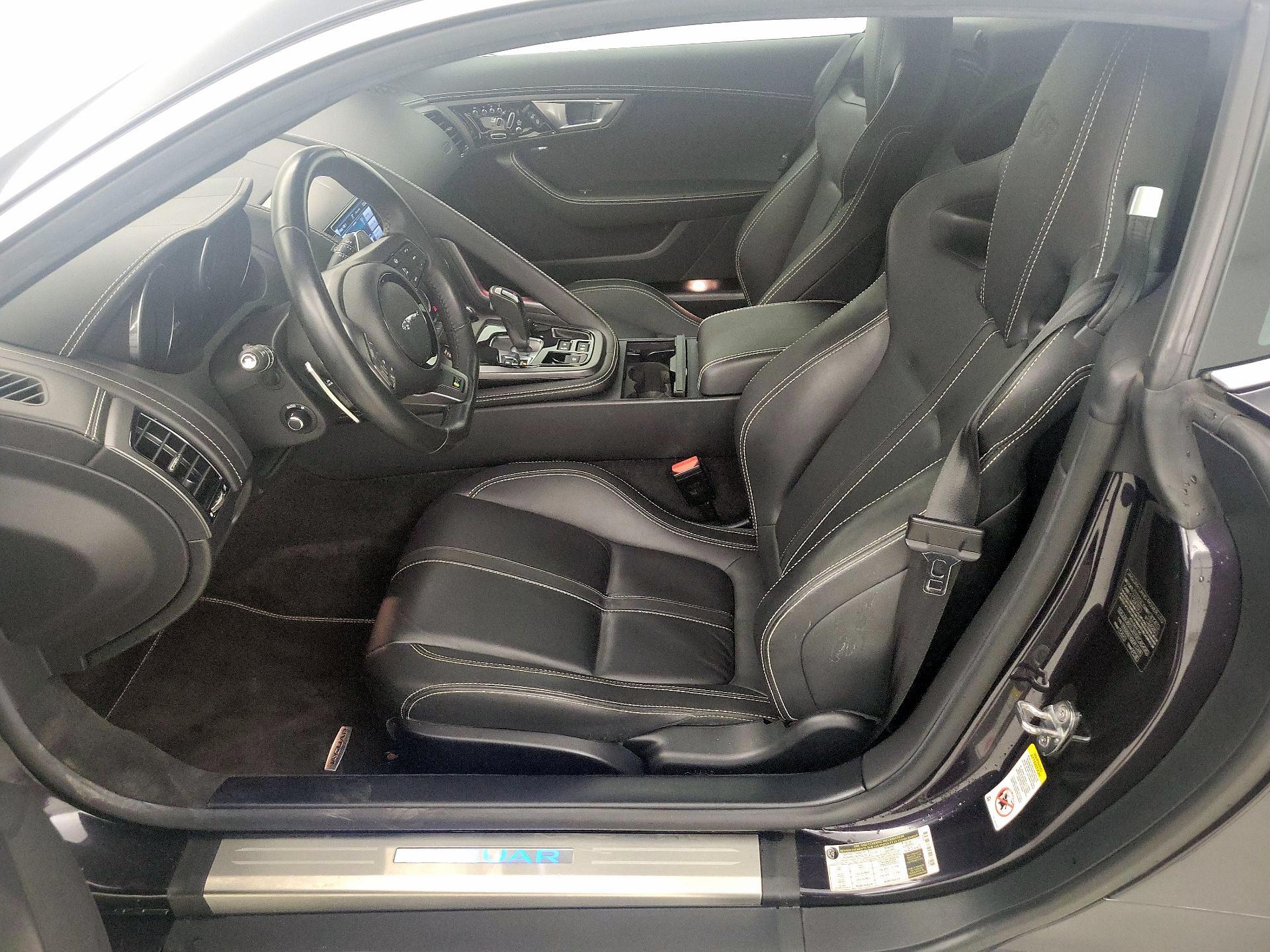 Thumbnail: 2017 Jaguar F-Type - 11