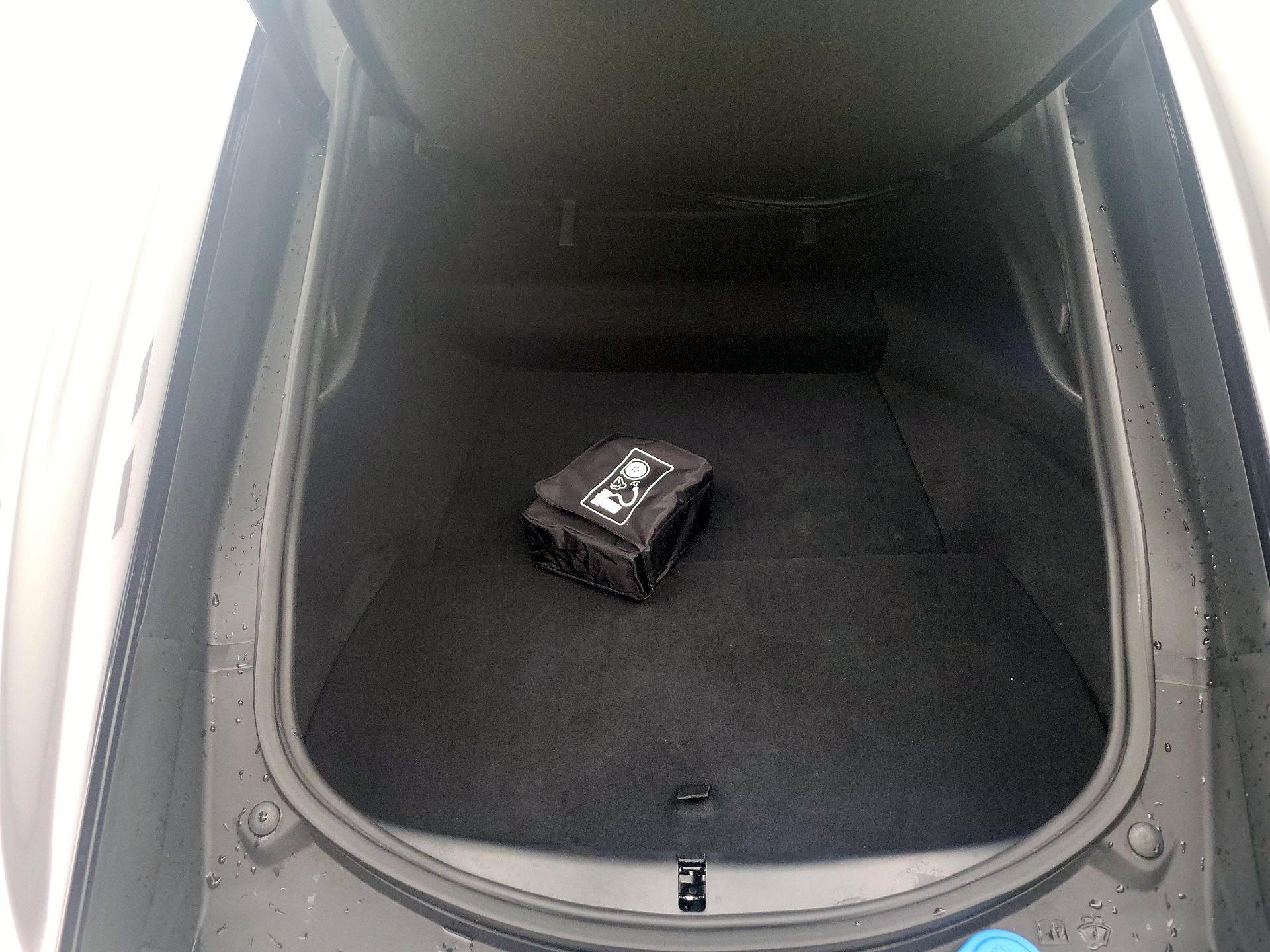 Thumbnail: 2017 Jaguar F-Type - 20