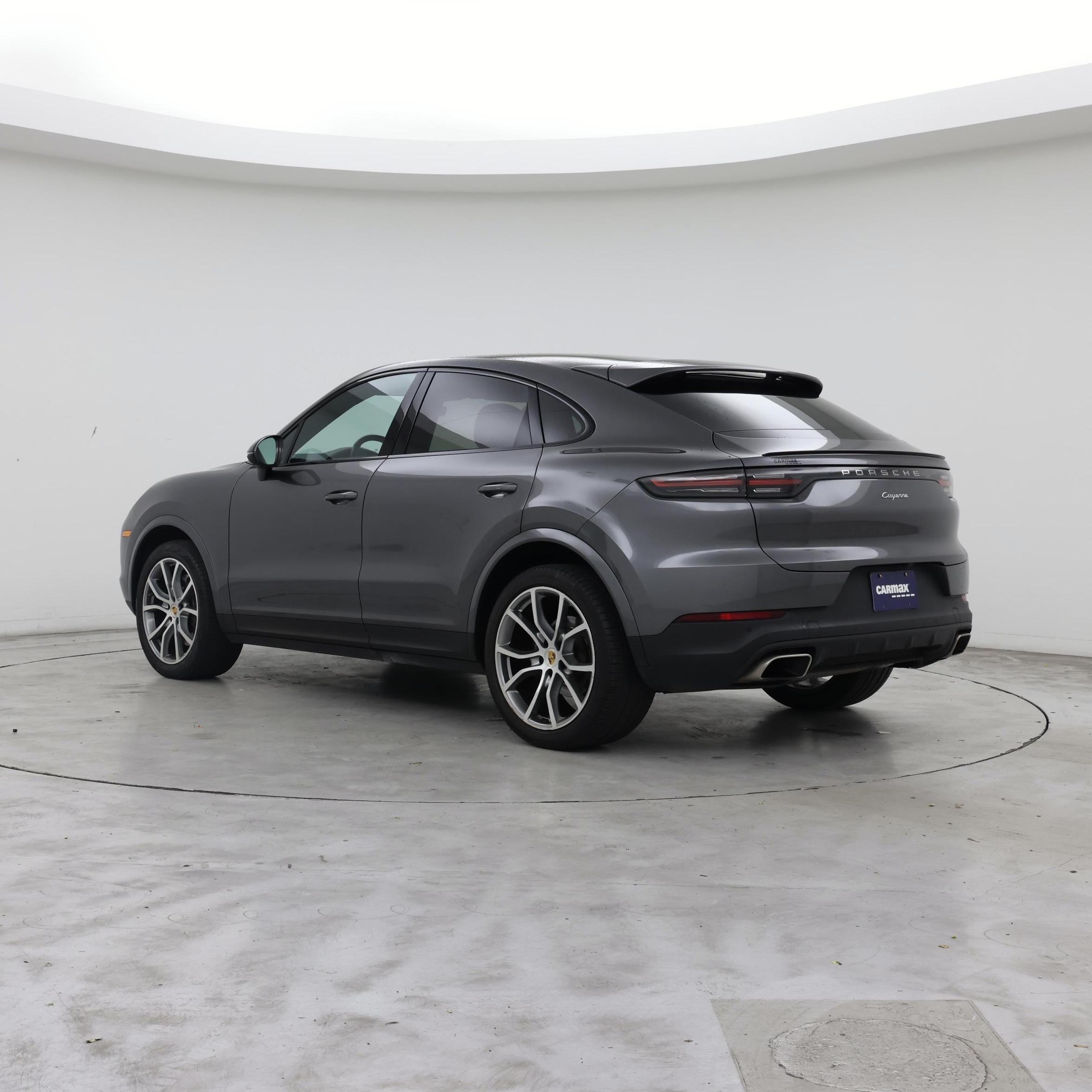 Thumbnail: 2022 Porsche Cayenne - 2