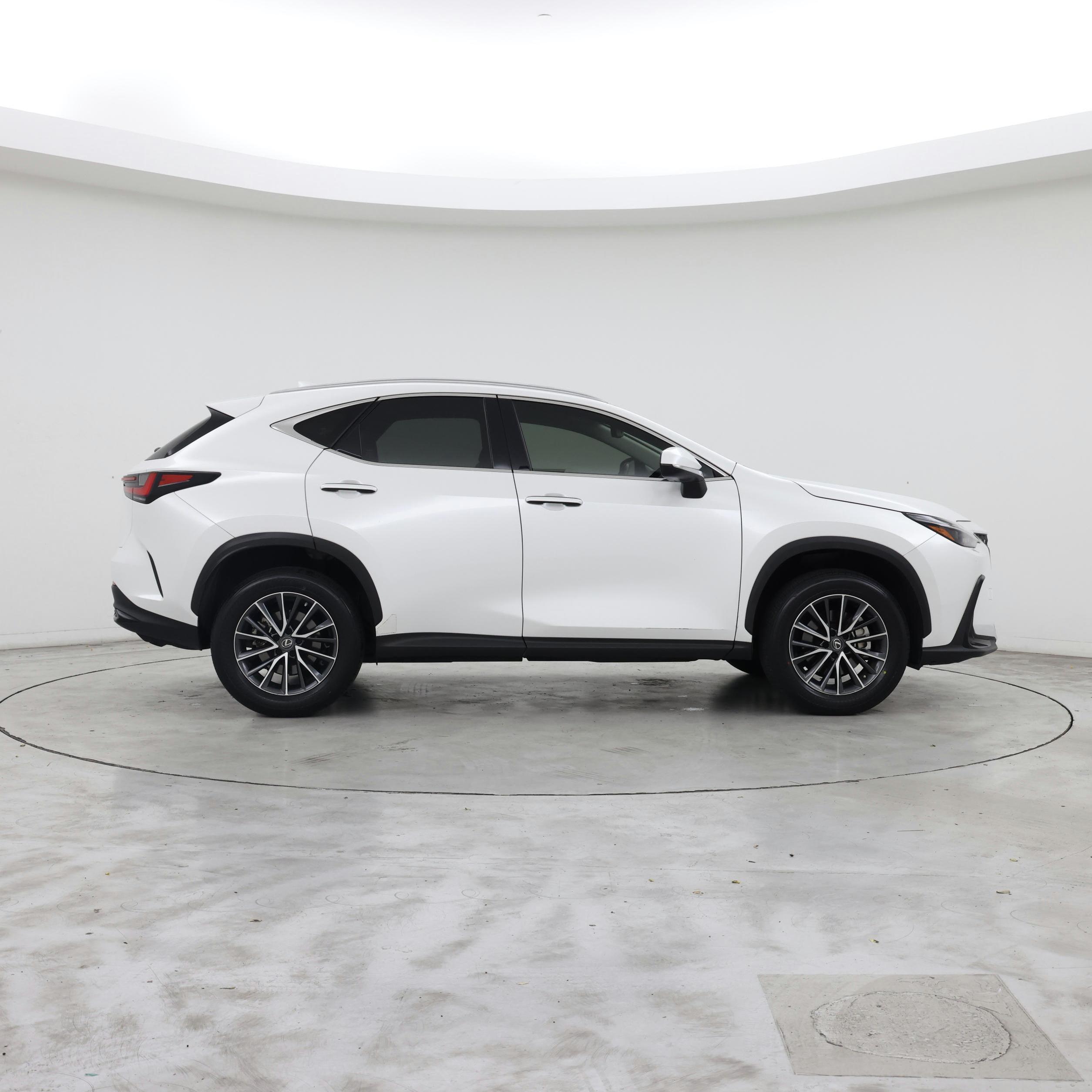 Thumbnail: 2023 Lexus NX - 7