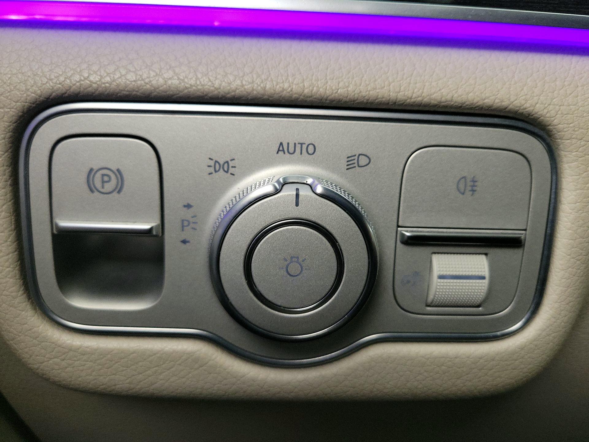 Thumbnail: 2020 Mercedes-Benz GLE - 13