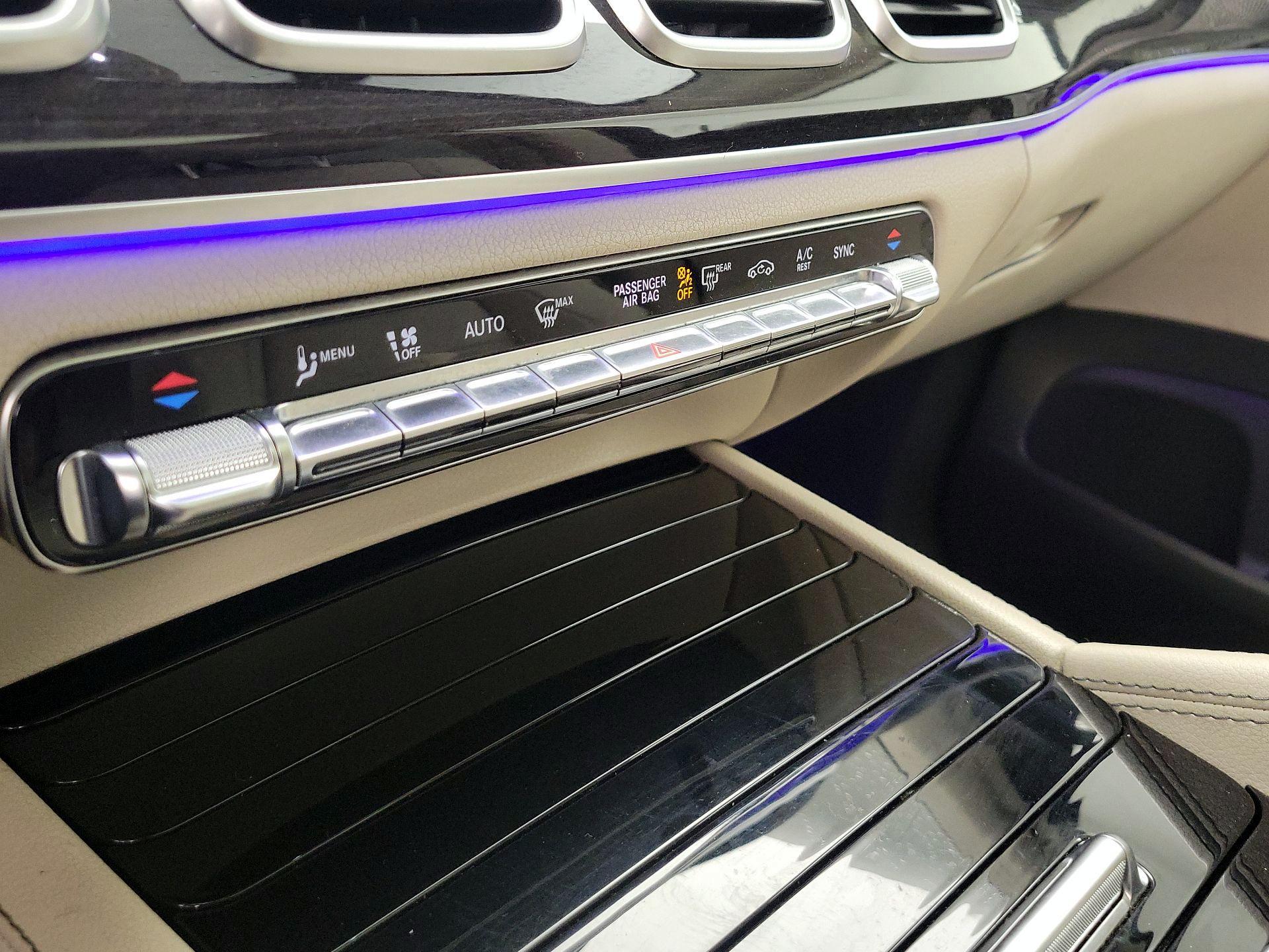 Thumbnail: 2020 Mercedes-Benz GLE - 17