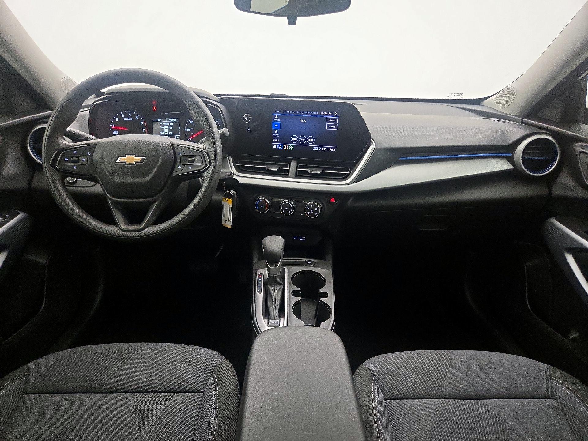 Thumbnail: 2024 Chevrolet Trax - 9