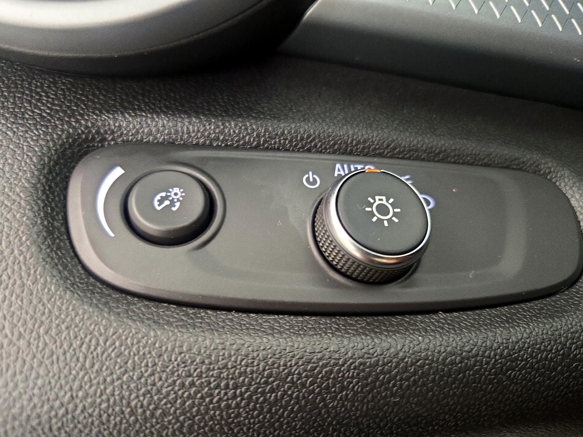 Thumbnail: 2024 Chevrolet Trax - 13