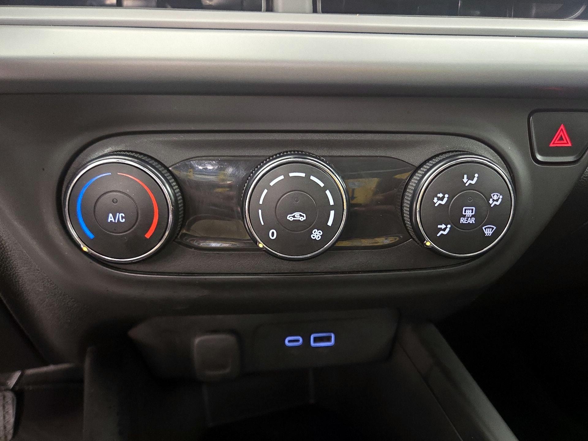 Thumbnail: 2024 Chevrolet Trax - 16