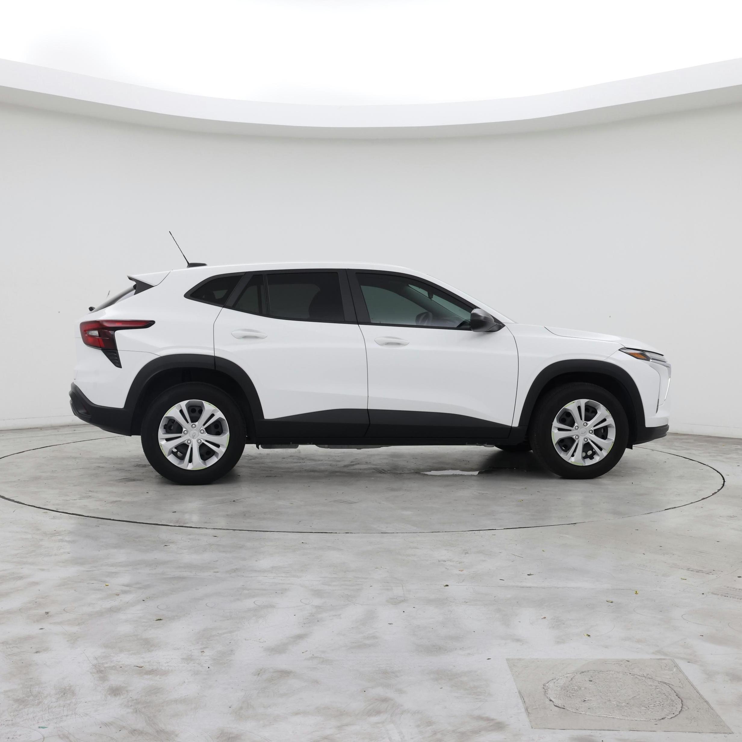 Thumbnail: 2024 Chevrolet Trax - 7