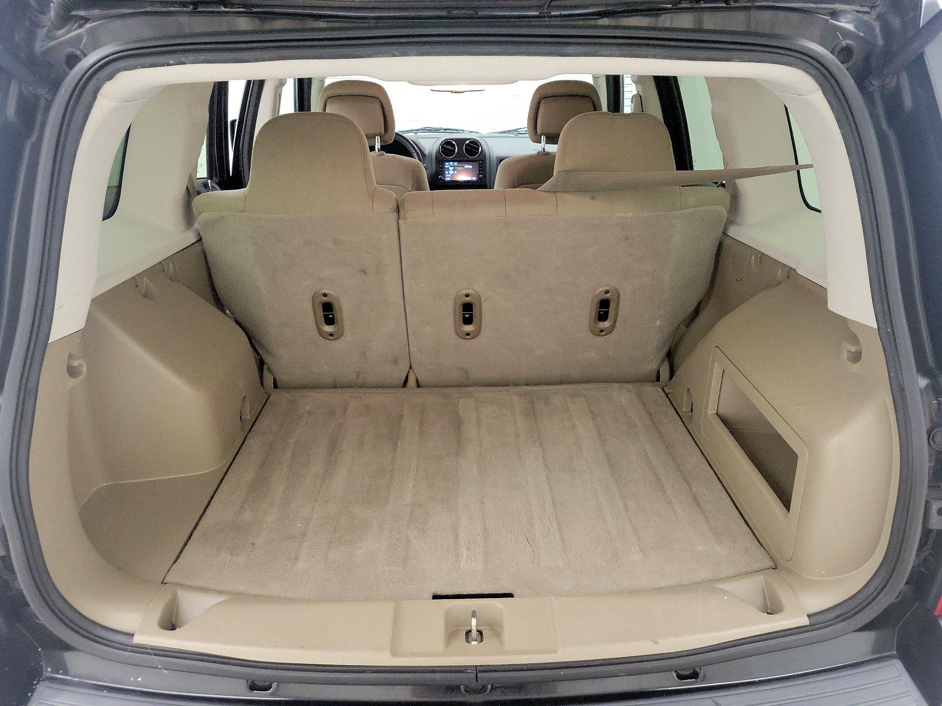 Thumbnail: 2016 Jeep Patriot - 17