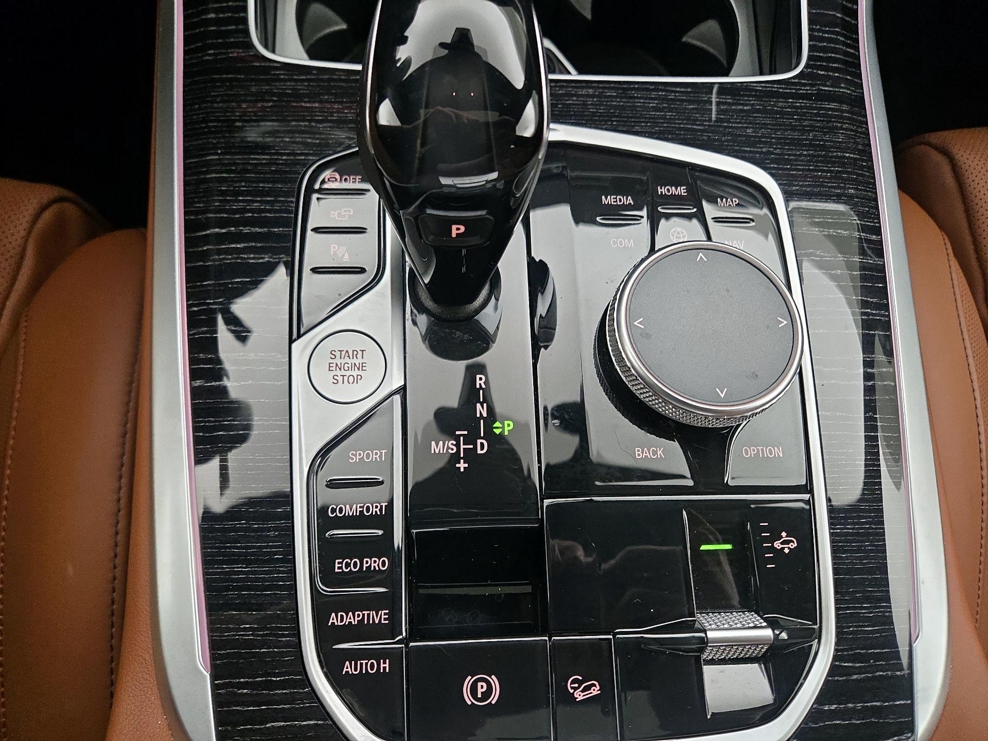 Thumbnail: 2021 BMW X7 - 18