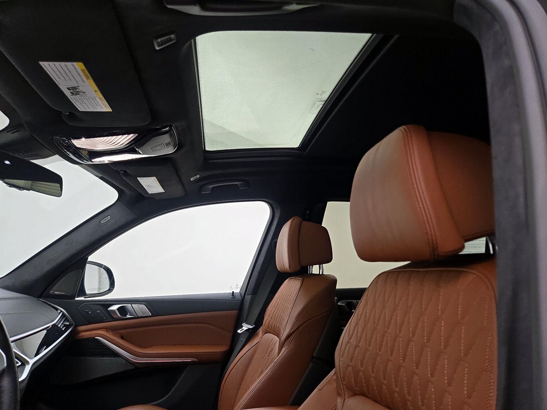 Thumbnail: 2021 BMW X7 - 20