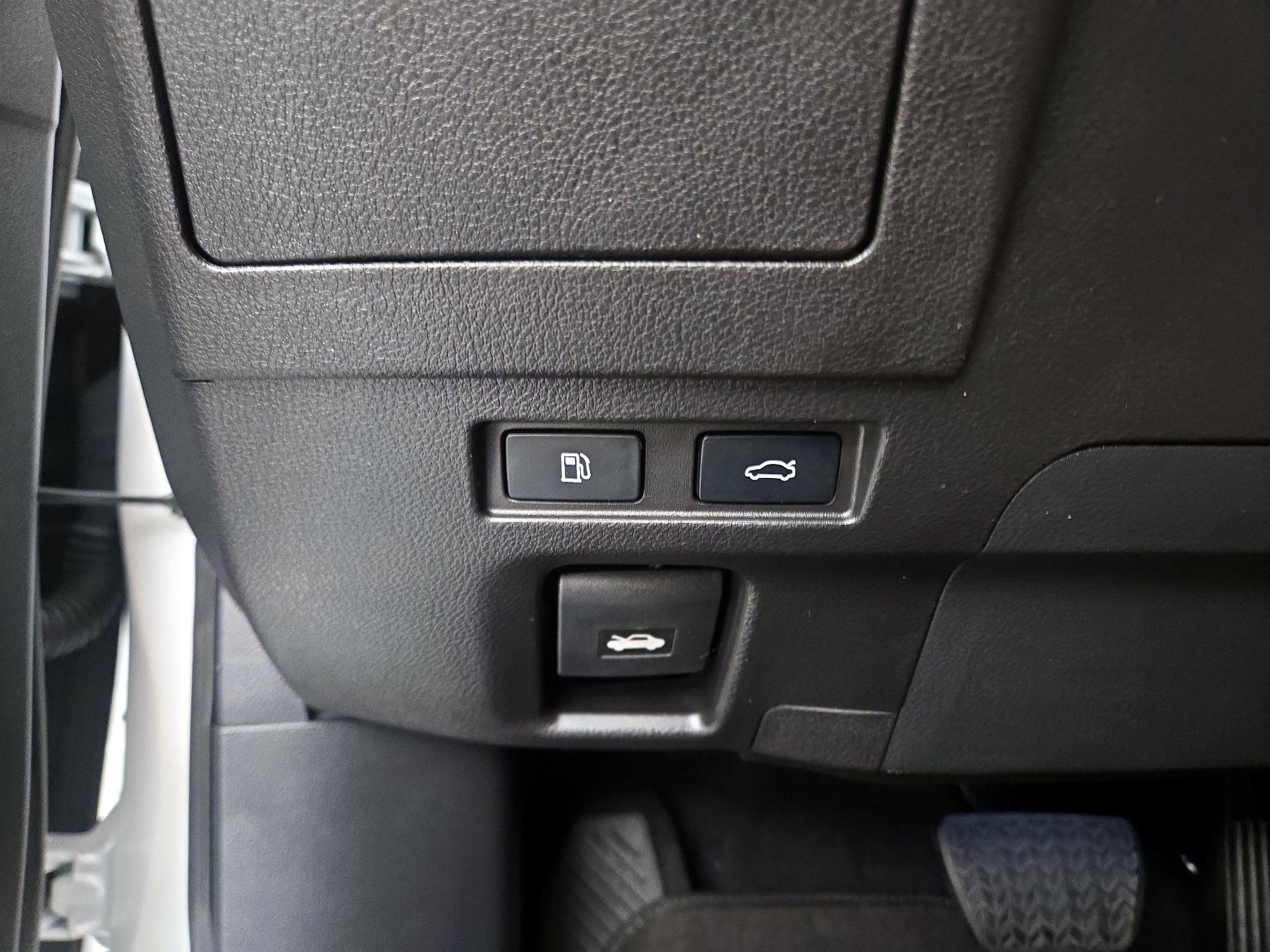 Thumbnail: 2024 Lexus ES - 13