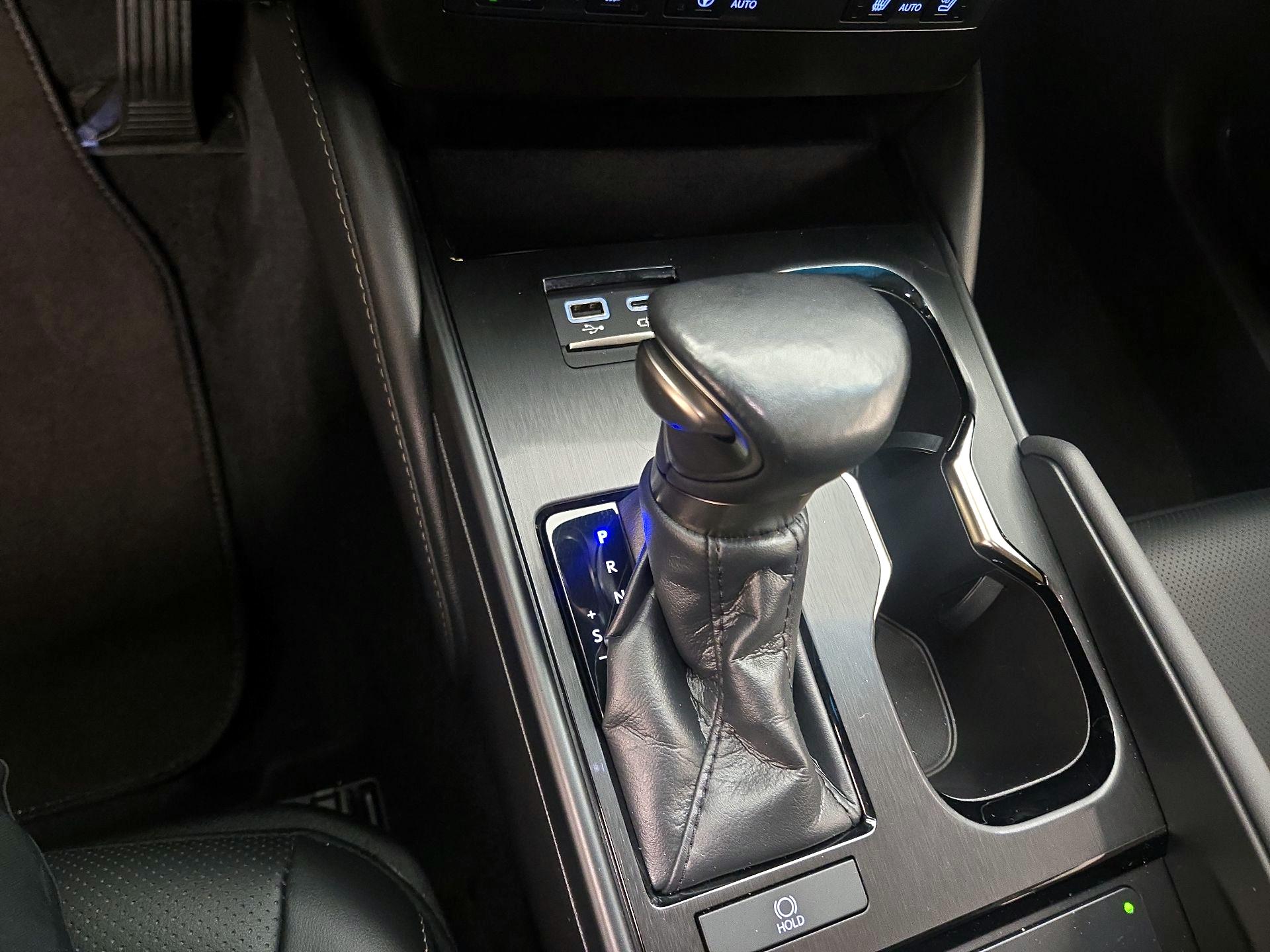 Thumbnail: 2024 Lexus ES - 17