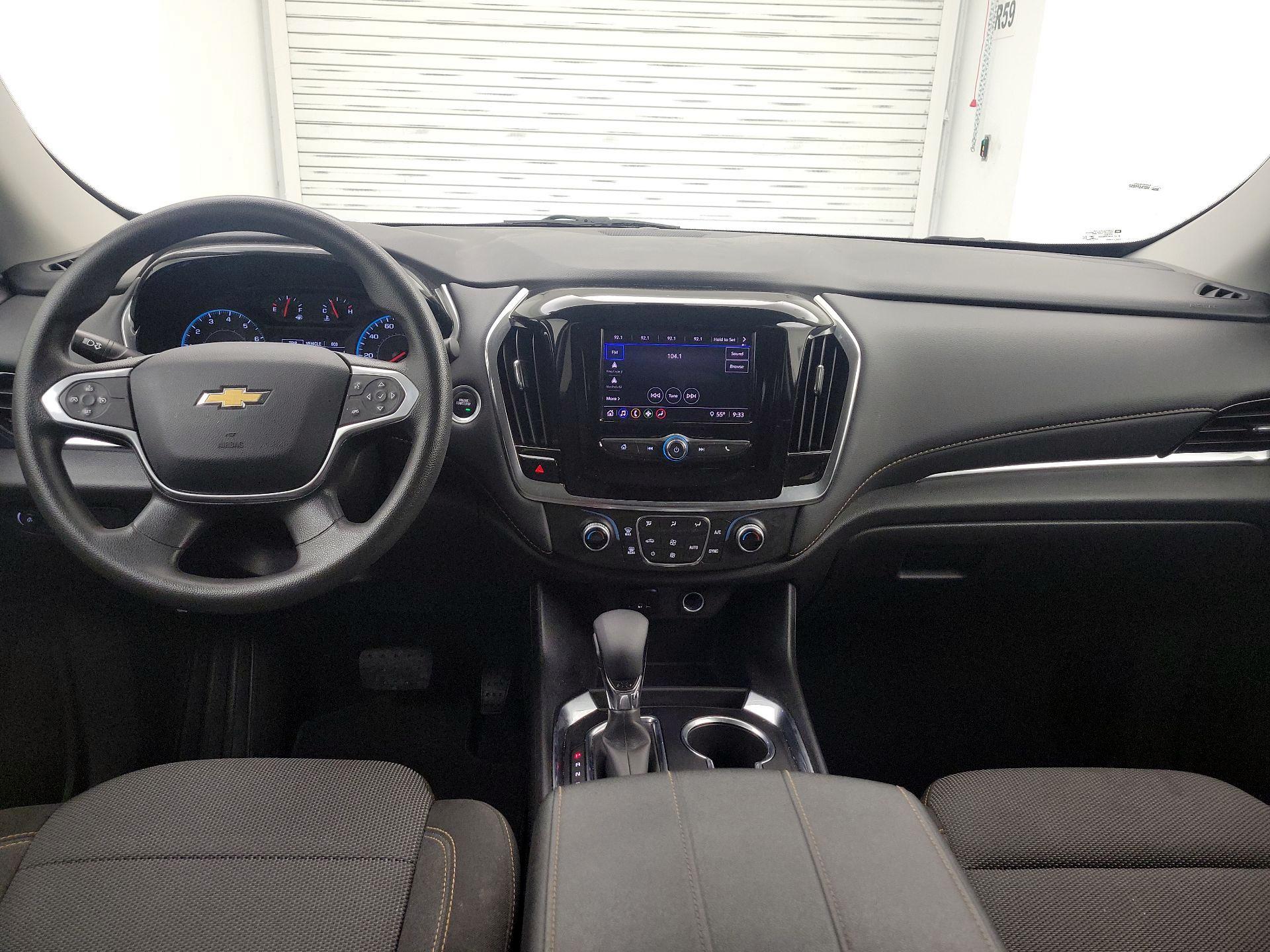 Thumbnail: 2021 Chevrolet Traverse - 9