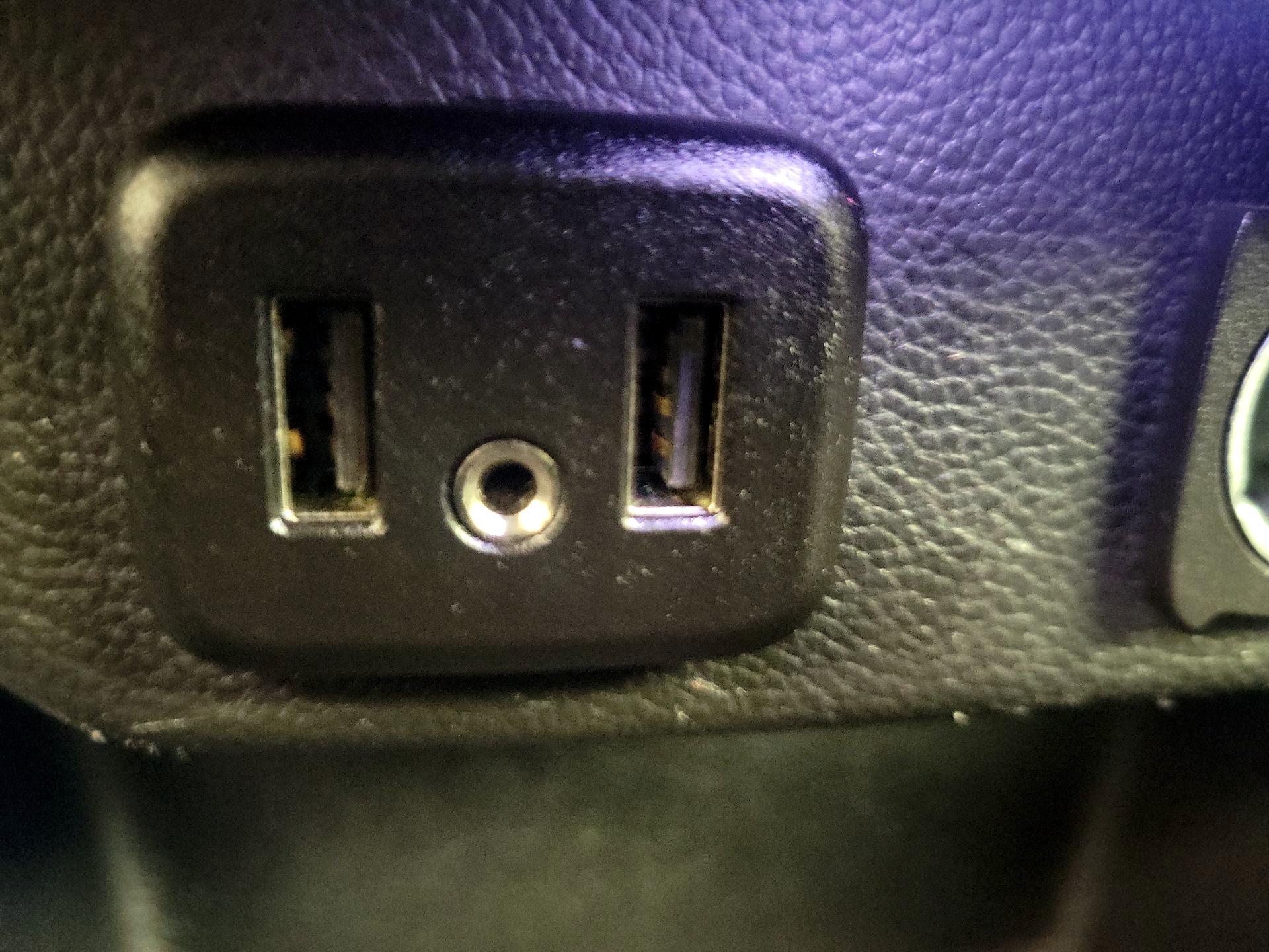 Thumbnail: 2021 Chevrolet Traverse - 18