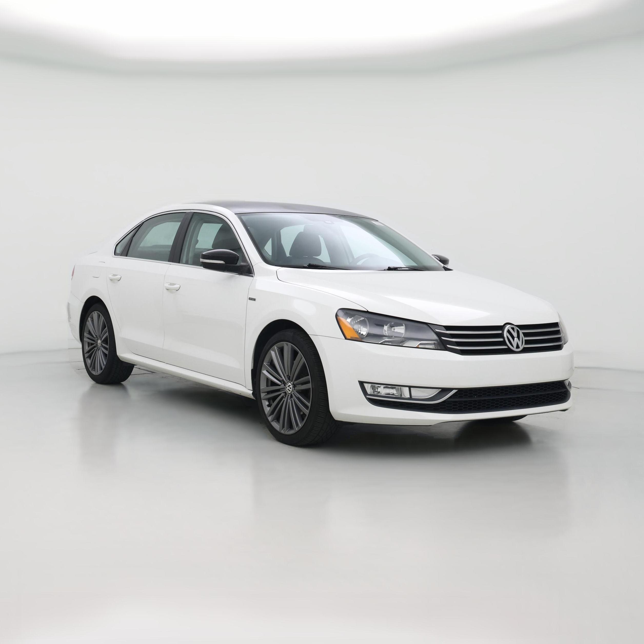 Thumbnail: 2015 Volkswagen Passat - 1