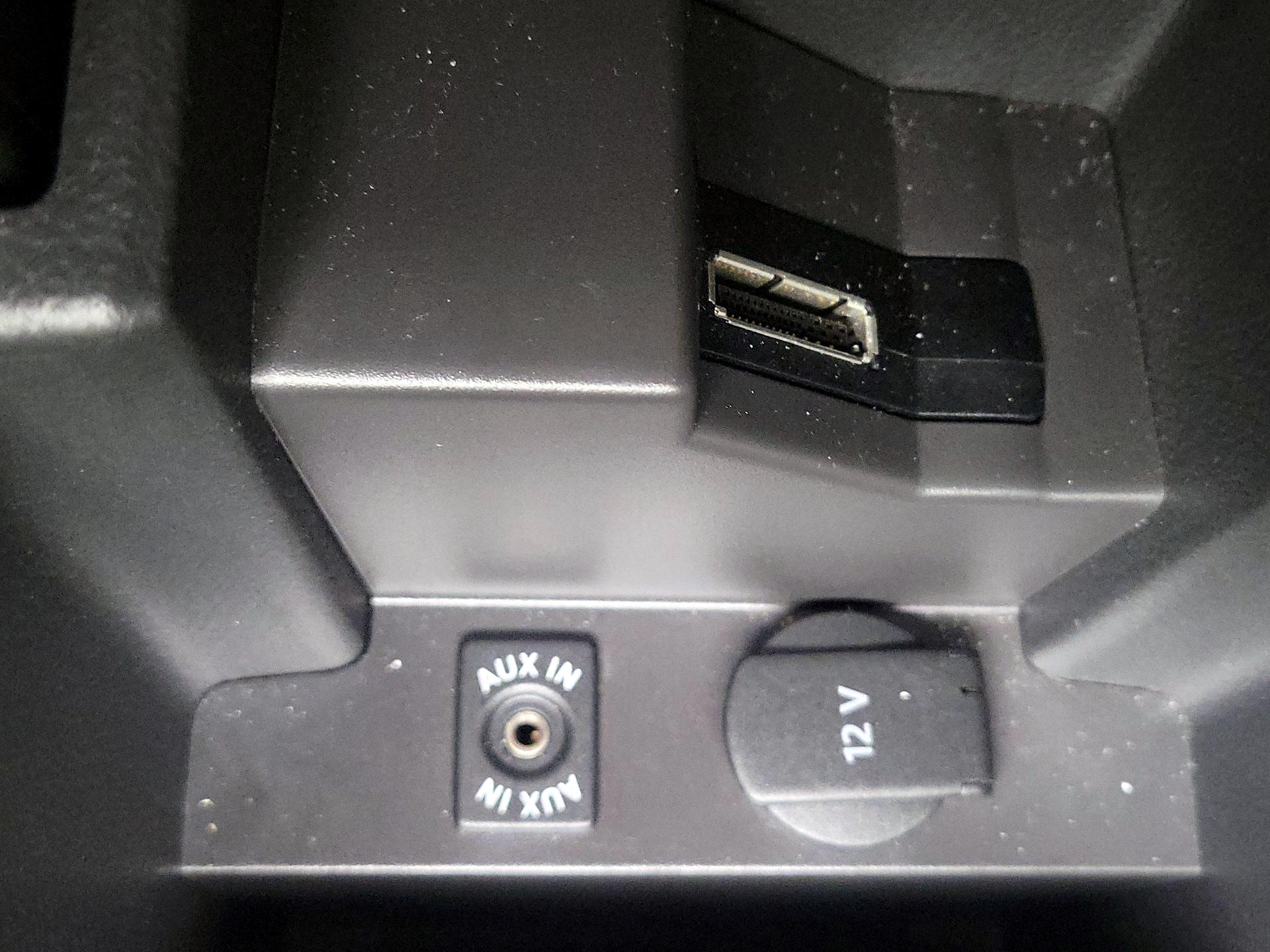 Thumbnail: 2015 Volkswagen Passat - 18