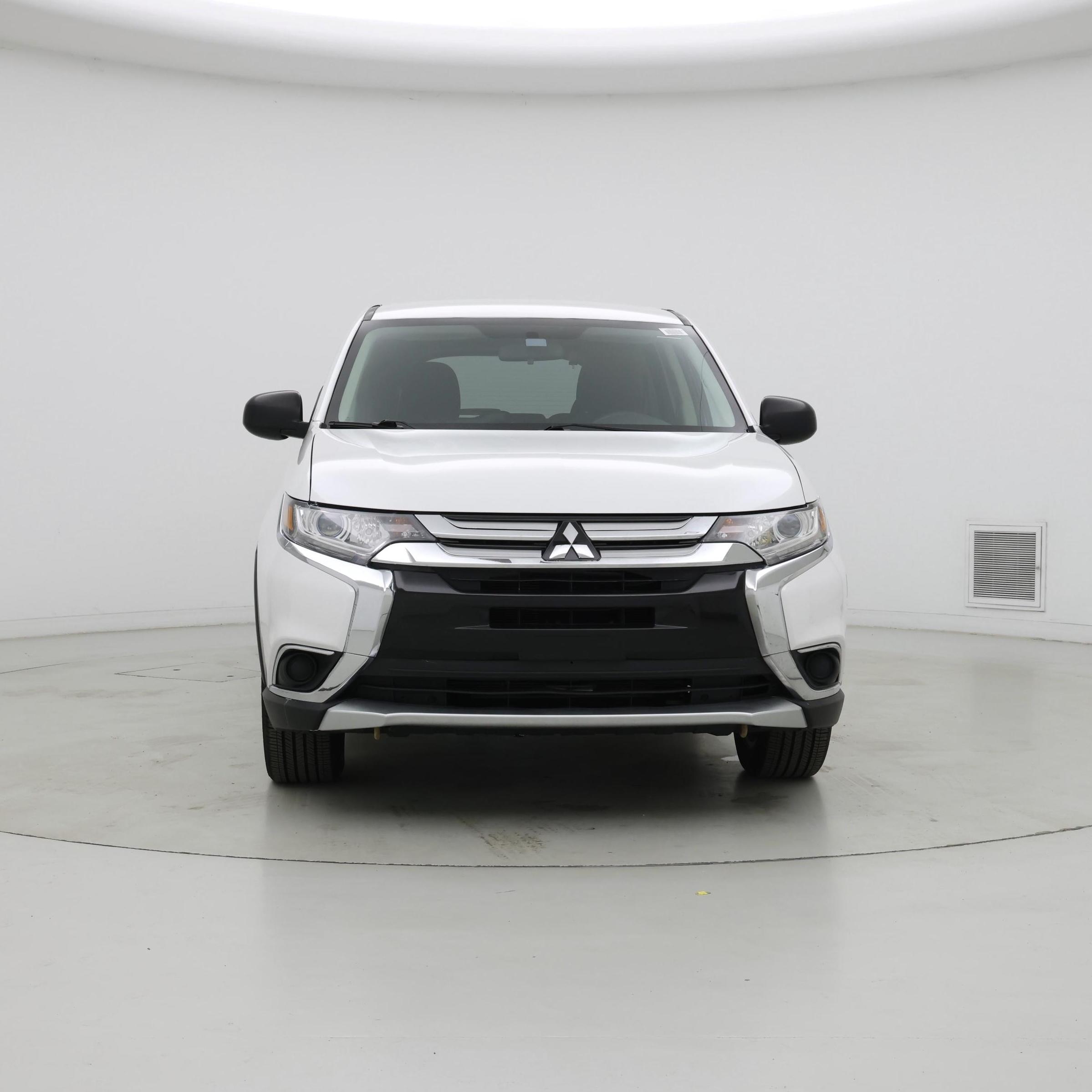 Thumbnail: 2017 Mitsubishi Outlander - 5