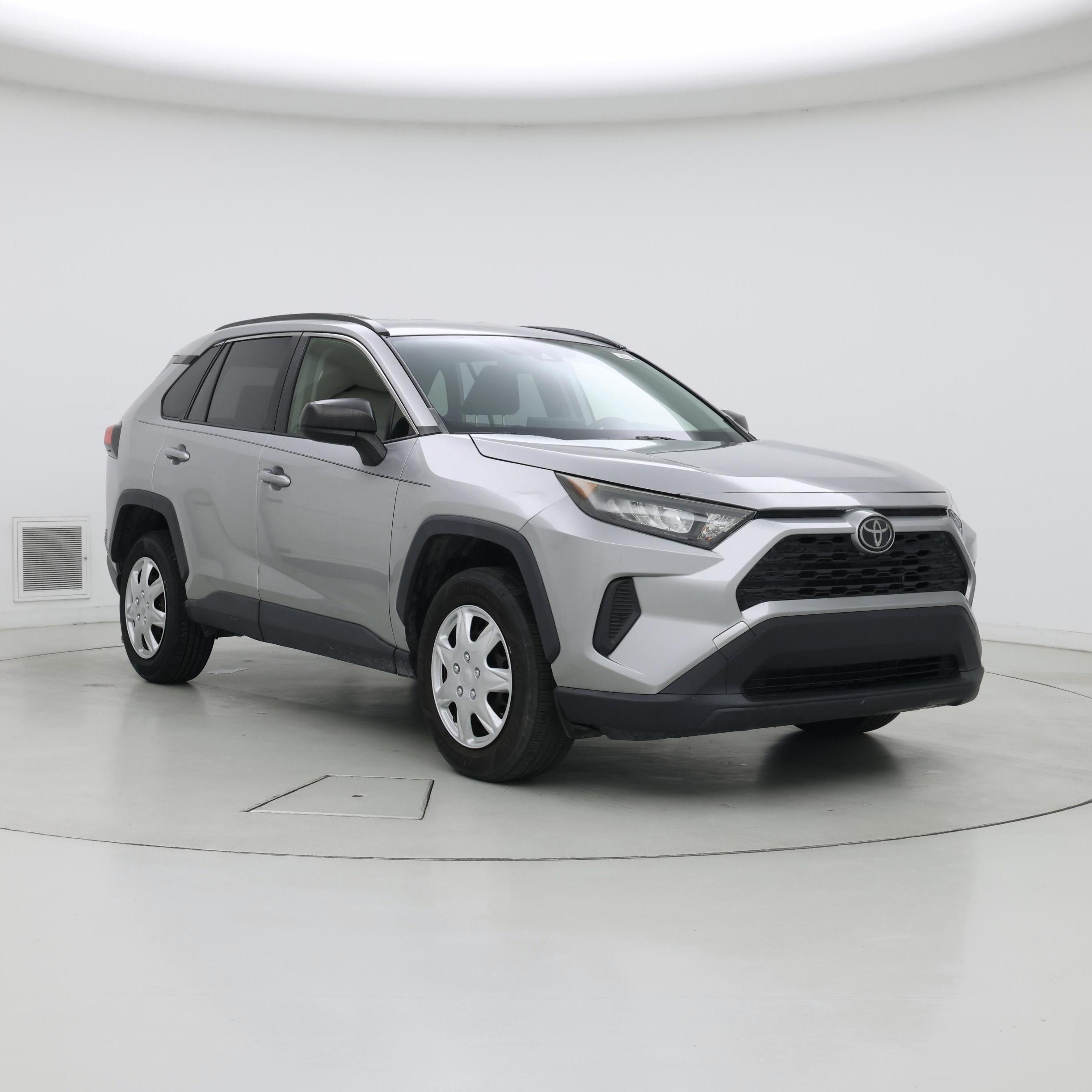 Silver 2019 Toyota RAV4 LE FWD SUV / Crossover Front-Wheel Drive Automatic