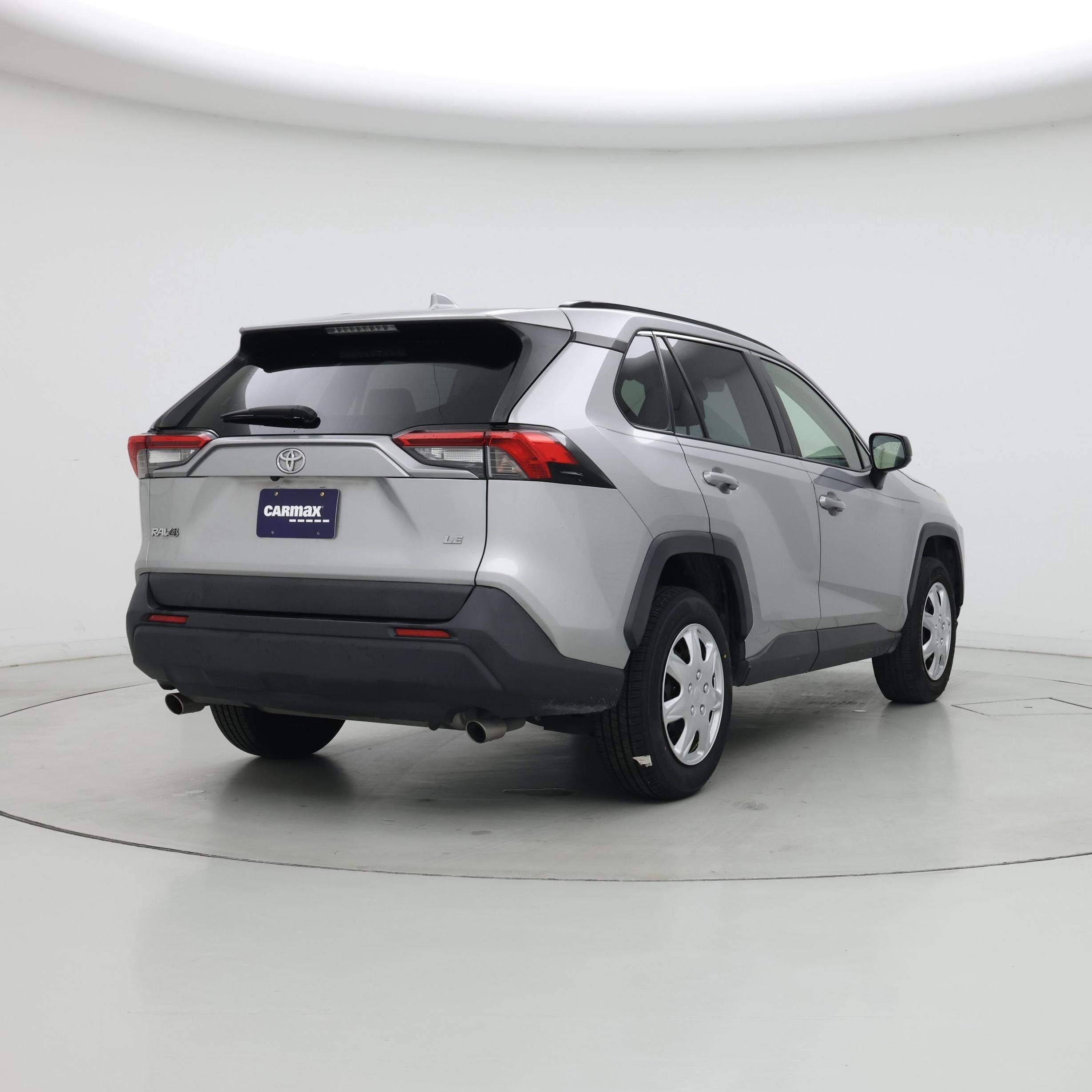 Thumbnail: 2019 Toyota RAV4 - 8