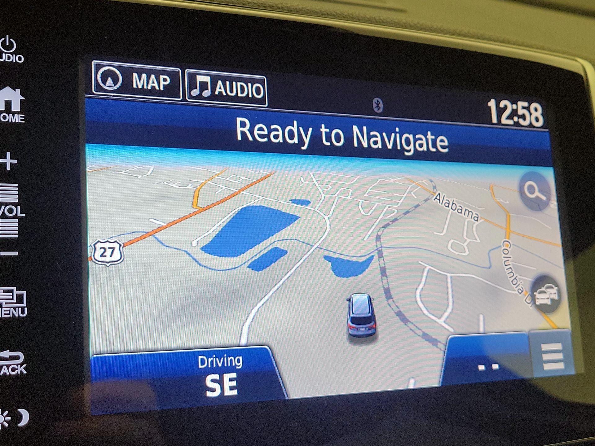 Thumbnail: 2017 Honda Pilot - 14