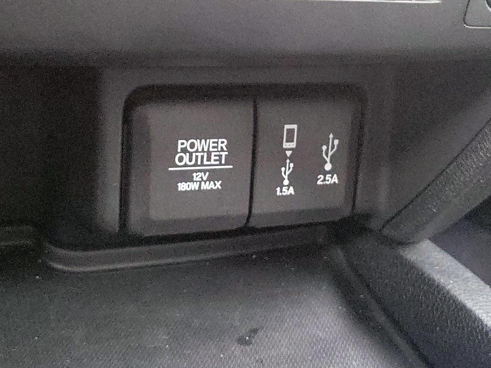 Thumbnail: 2017 Honda Pilot - 19