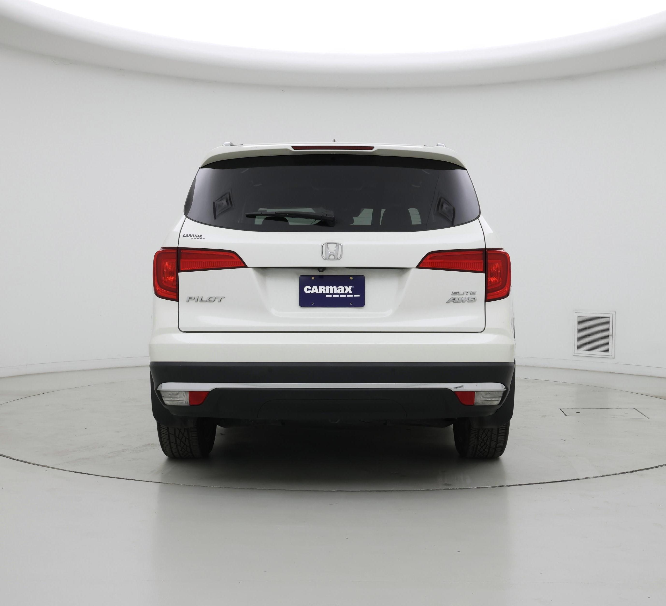 Thumbnail: 2017 Honda Pilot - 6