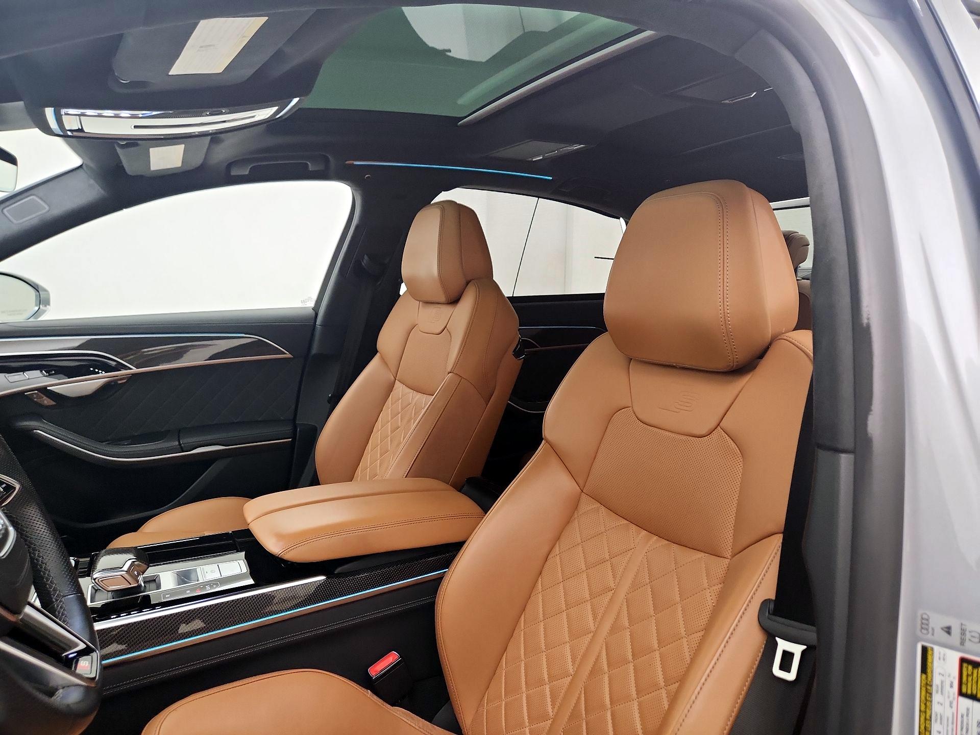 Thumbnail: 2023 Audi S8 - 19