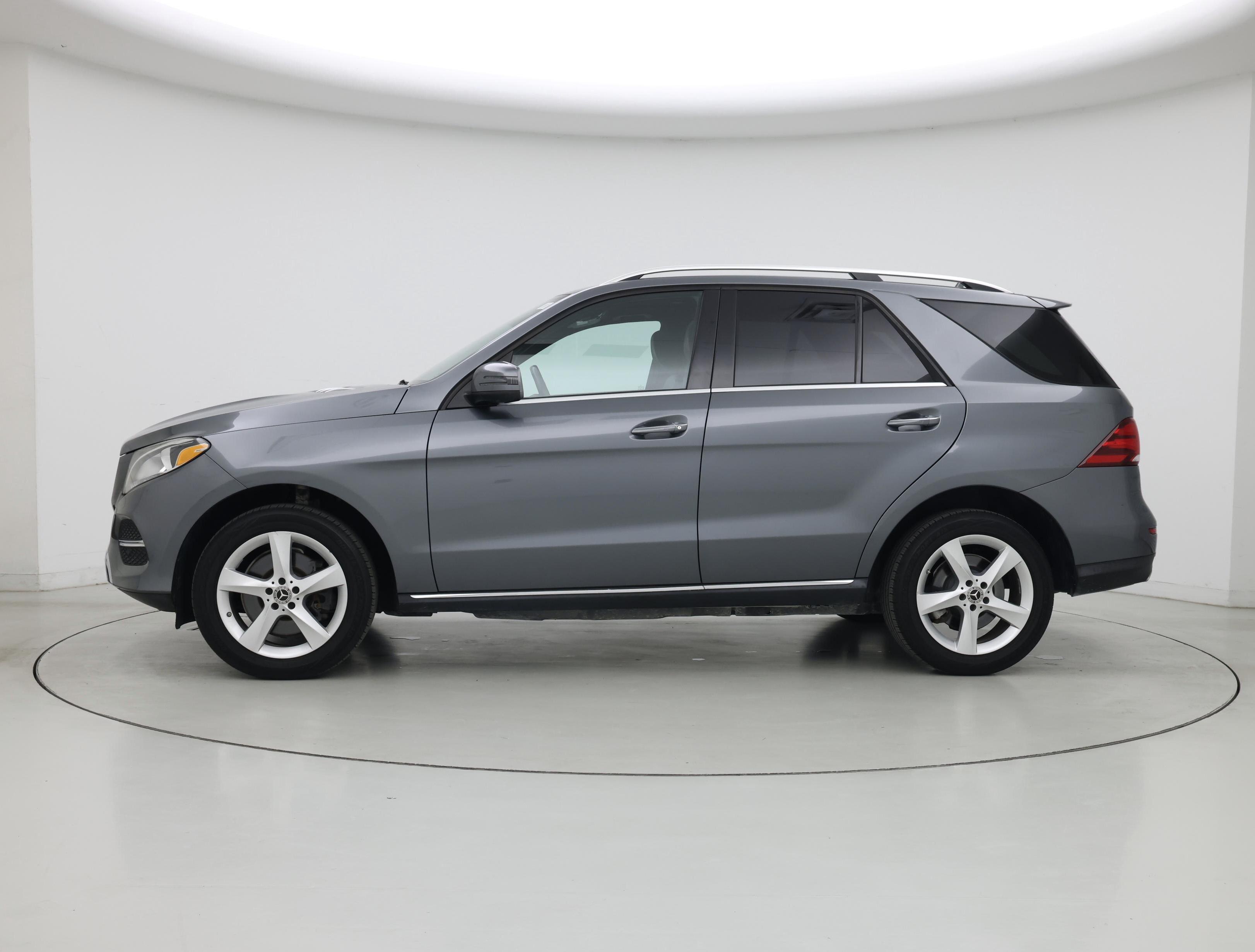 Thumbnail: 2019 Mercedes-Benz GLE - 3