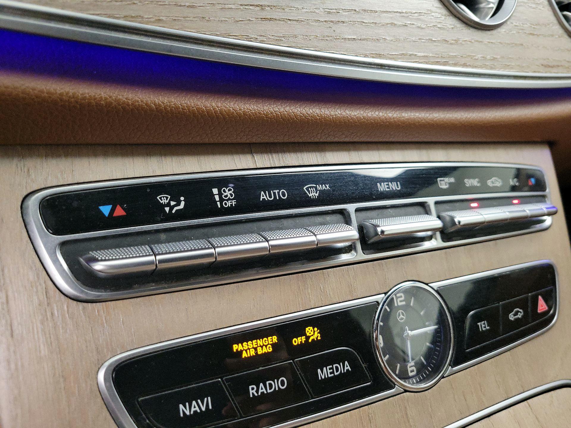 Thumbnail: 2018 Mercedes-Benz E-Class - 17