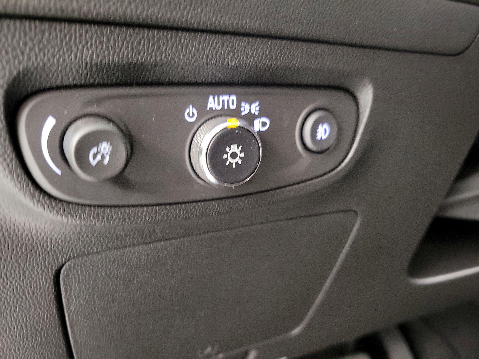 Thumbnail: 2023 Buick Encore GX - 13