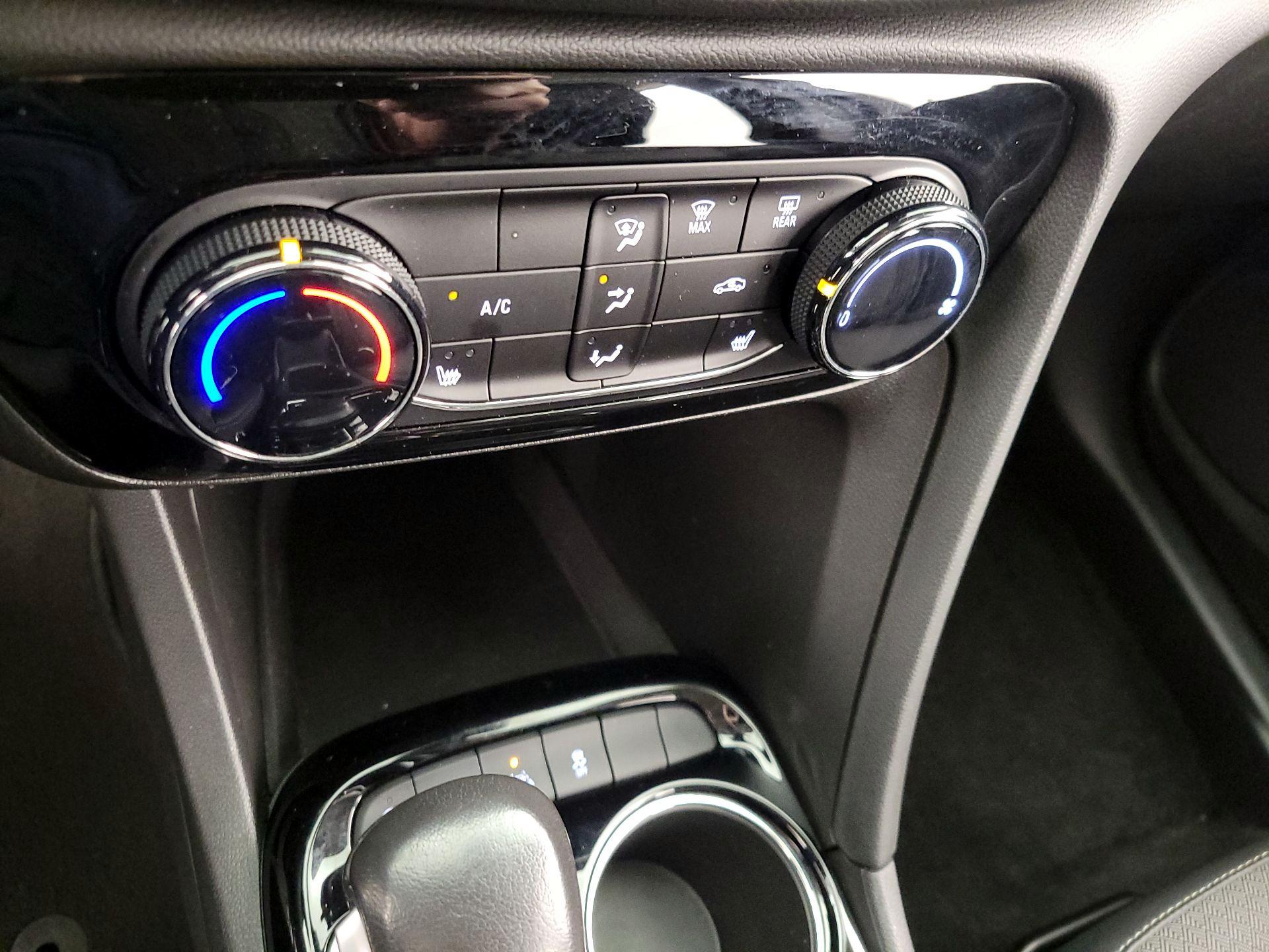 Thumbnail: 2023 Buick Encore GX - 15