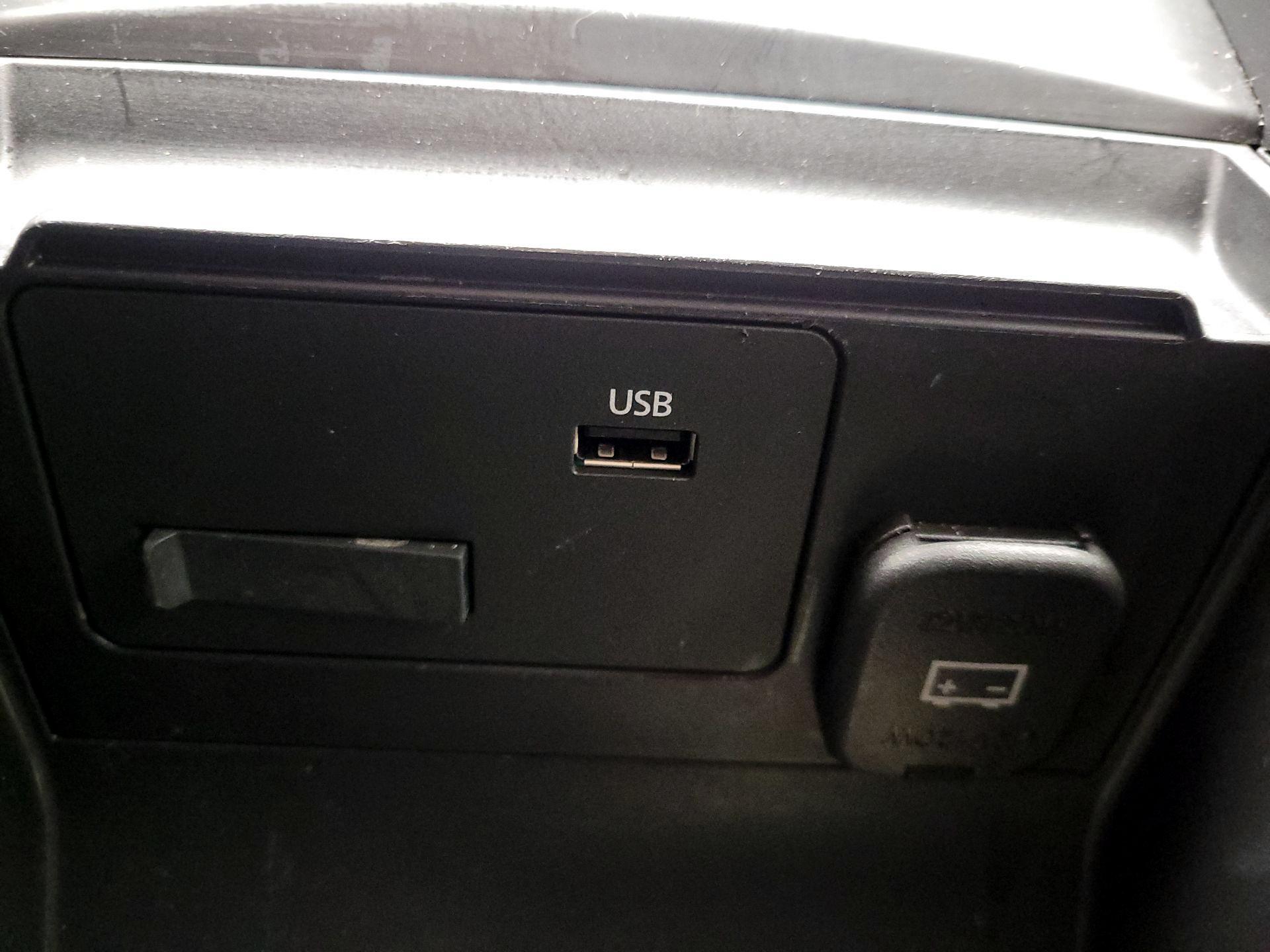 Thumbnail: 2021 Mazda Mazda3 - 18