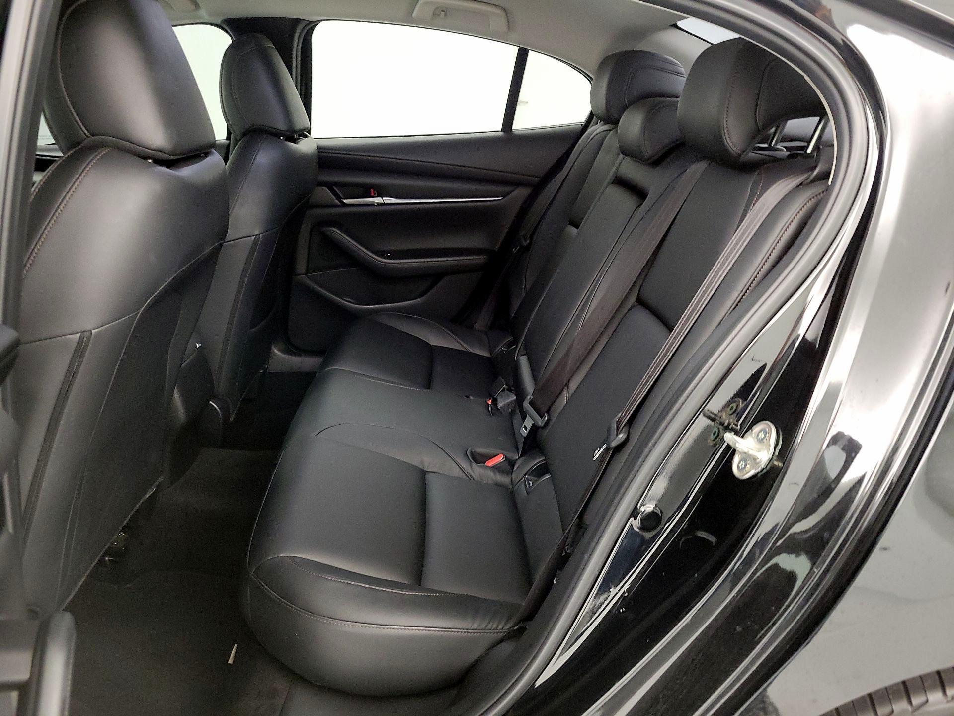 Thumbnail: 2021 Mazda Mazda3 - 19