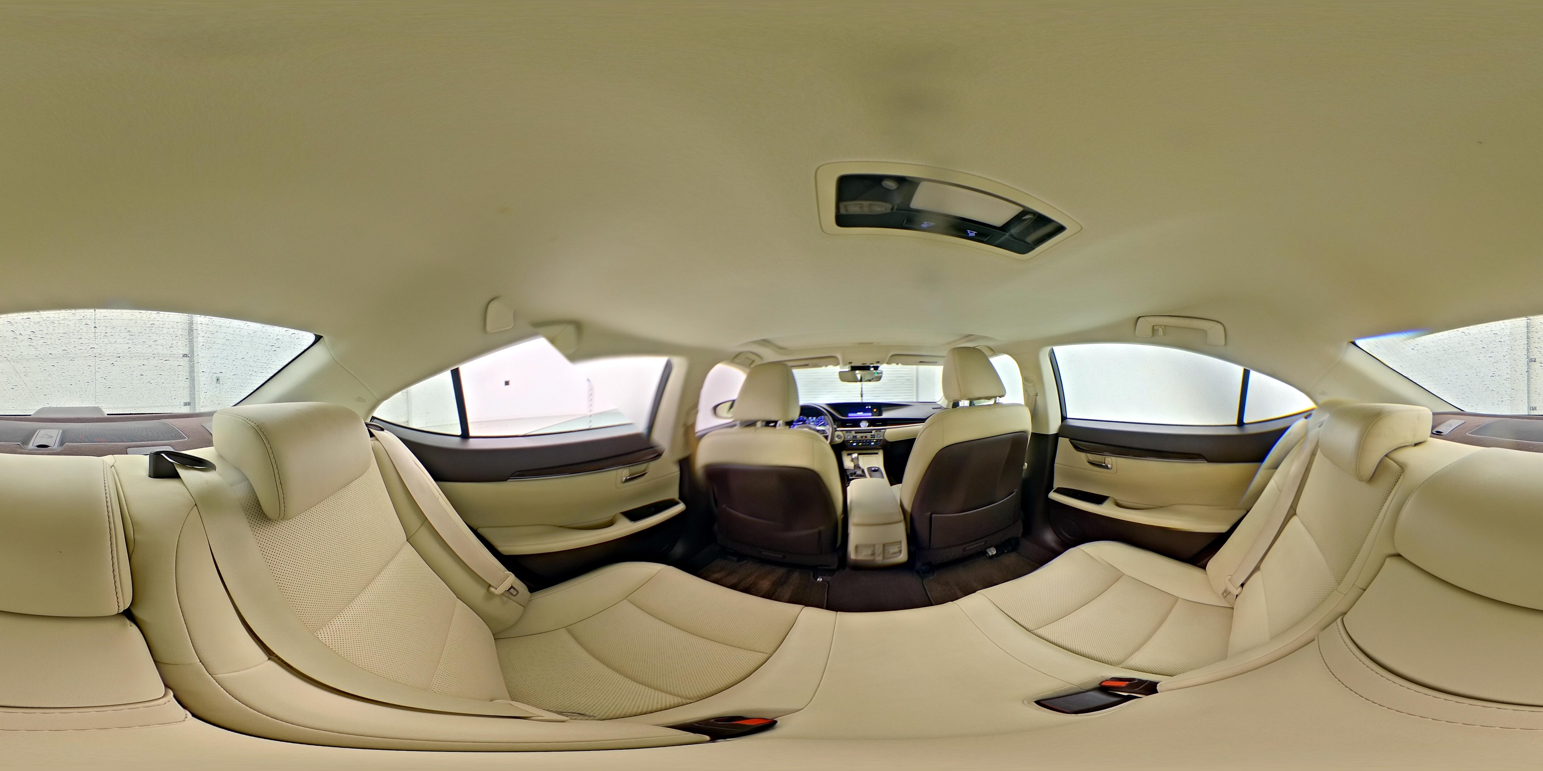 2018 Lexus ES 350 - Photo 26
