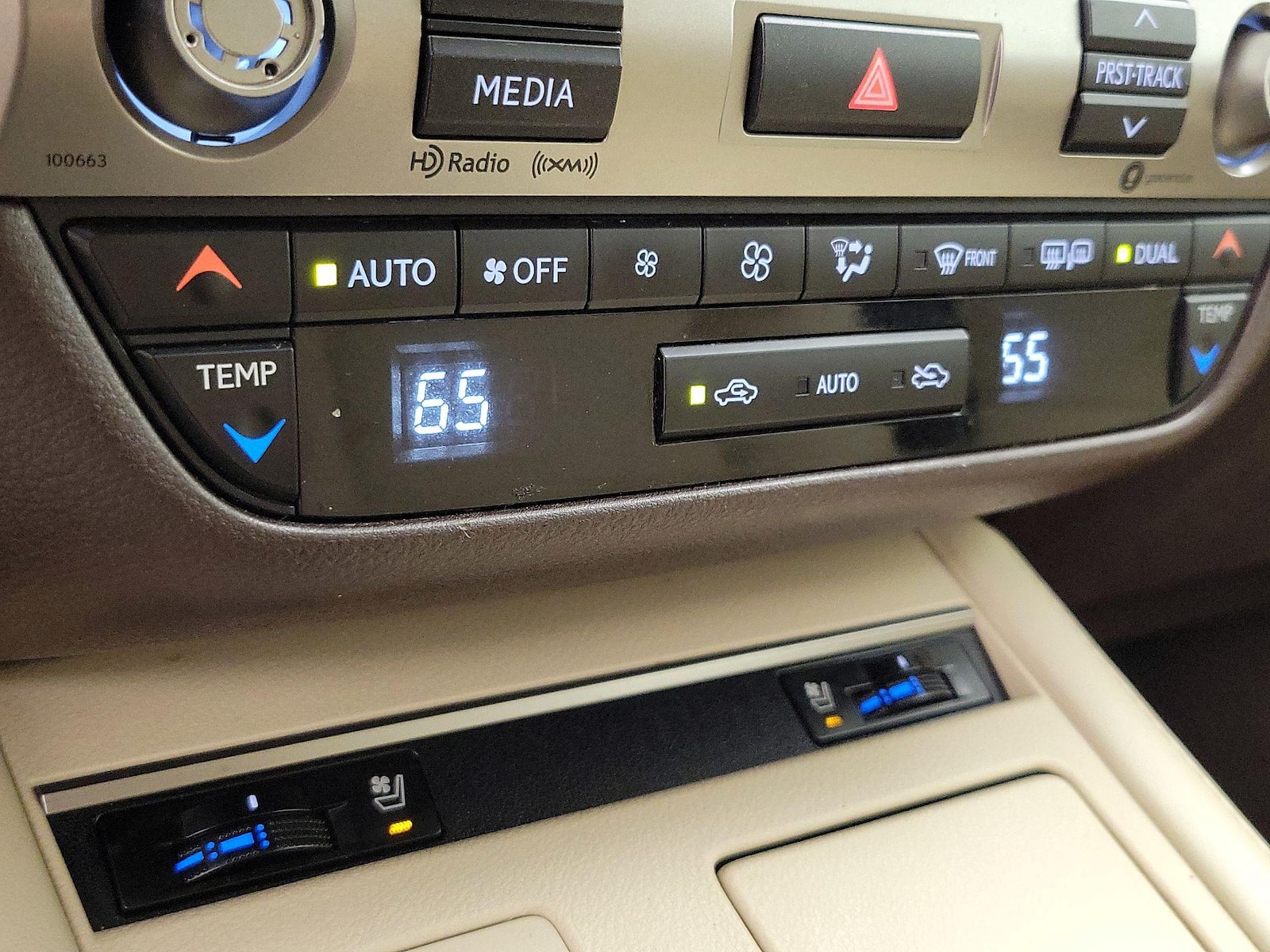 2018 Lexus ES 350 - Photo 17