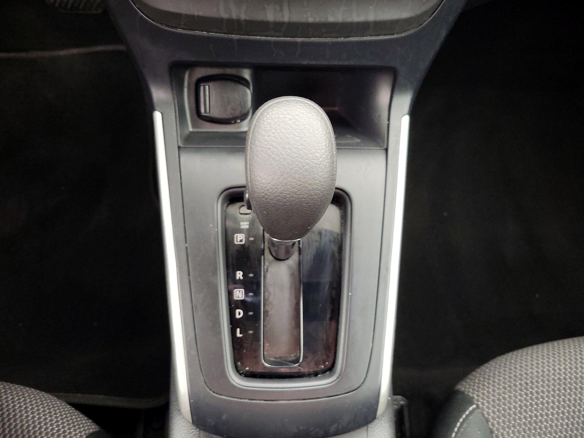 Thumbnail: 2018 Nissan Sentra - 17