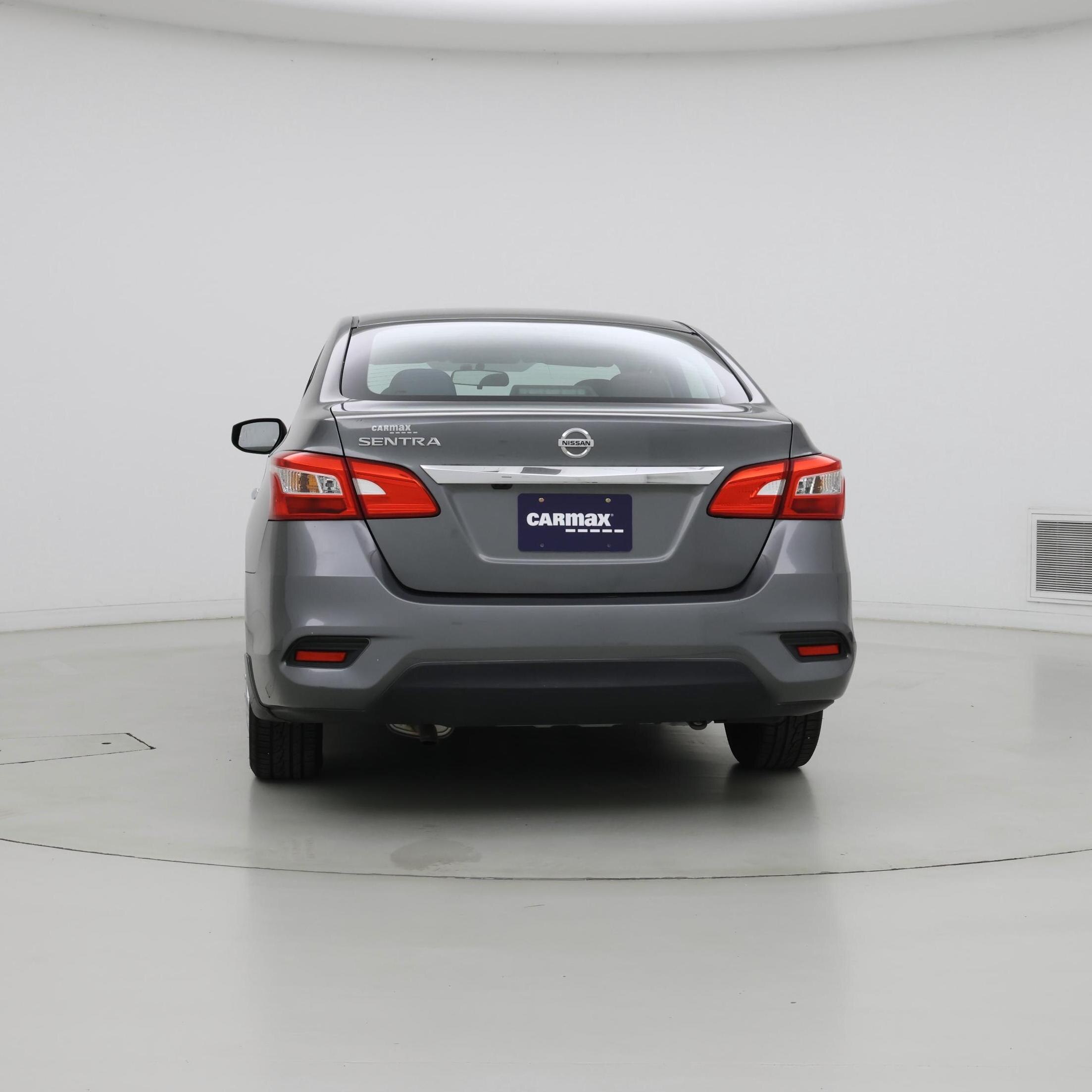 Thumbnail: 2018 Nissan Sentra - 6