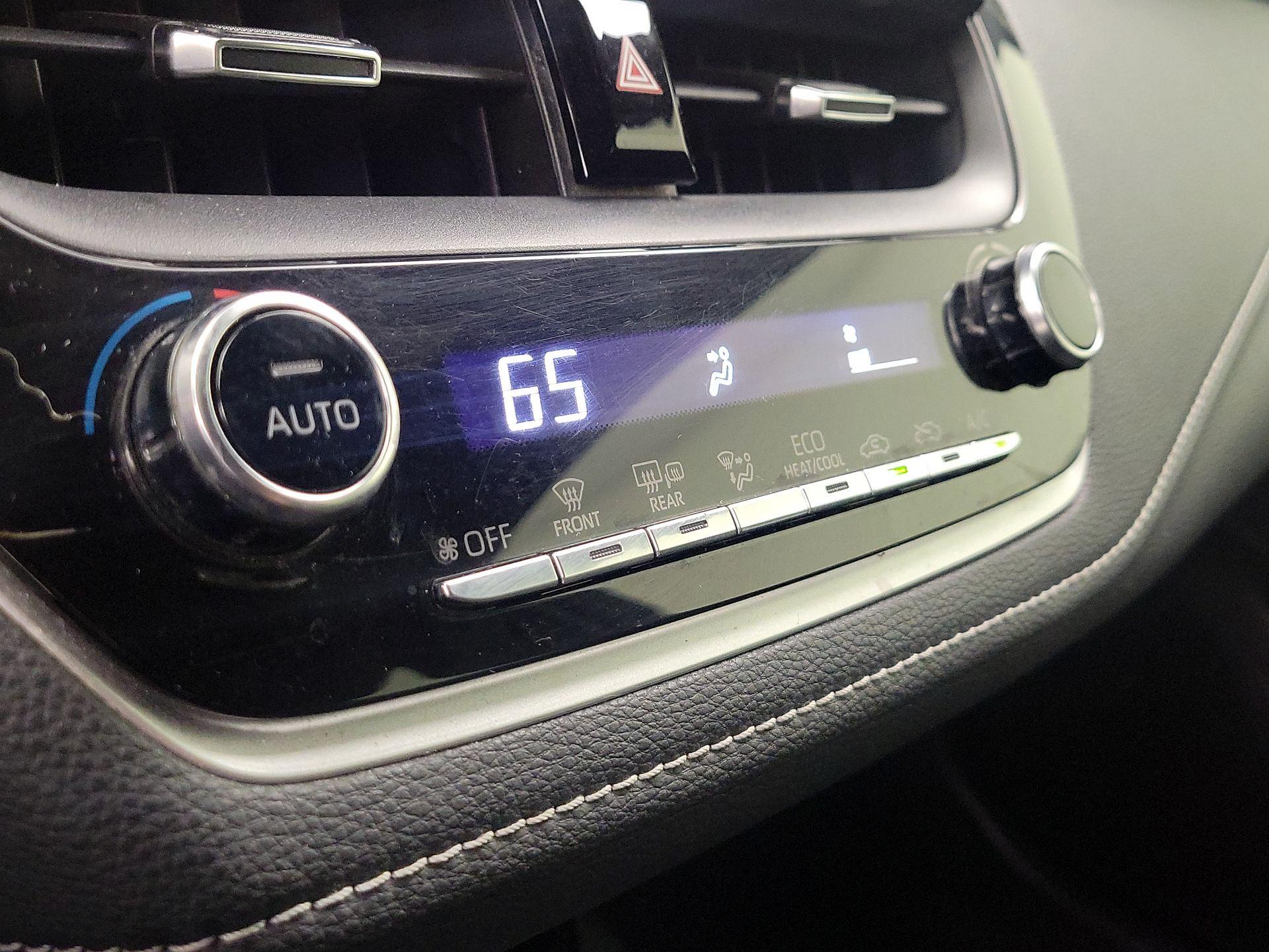 Thumbnail: 2019 Toyota Corolla - 16