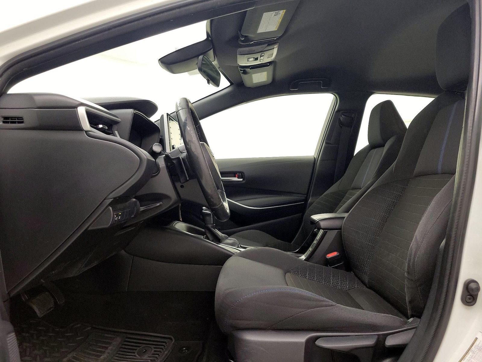 2021 Toyota Corolla SE - Photo 12