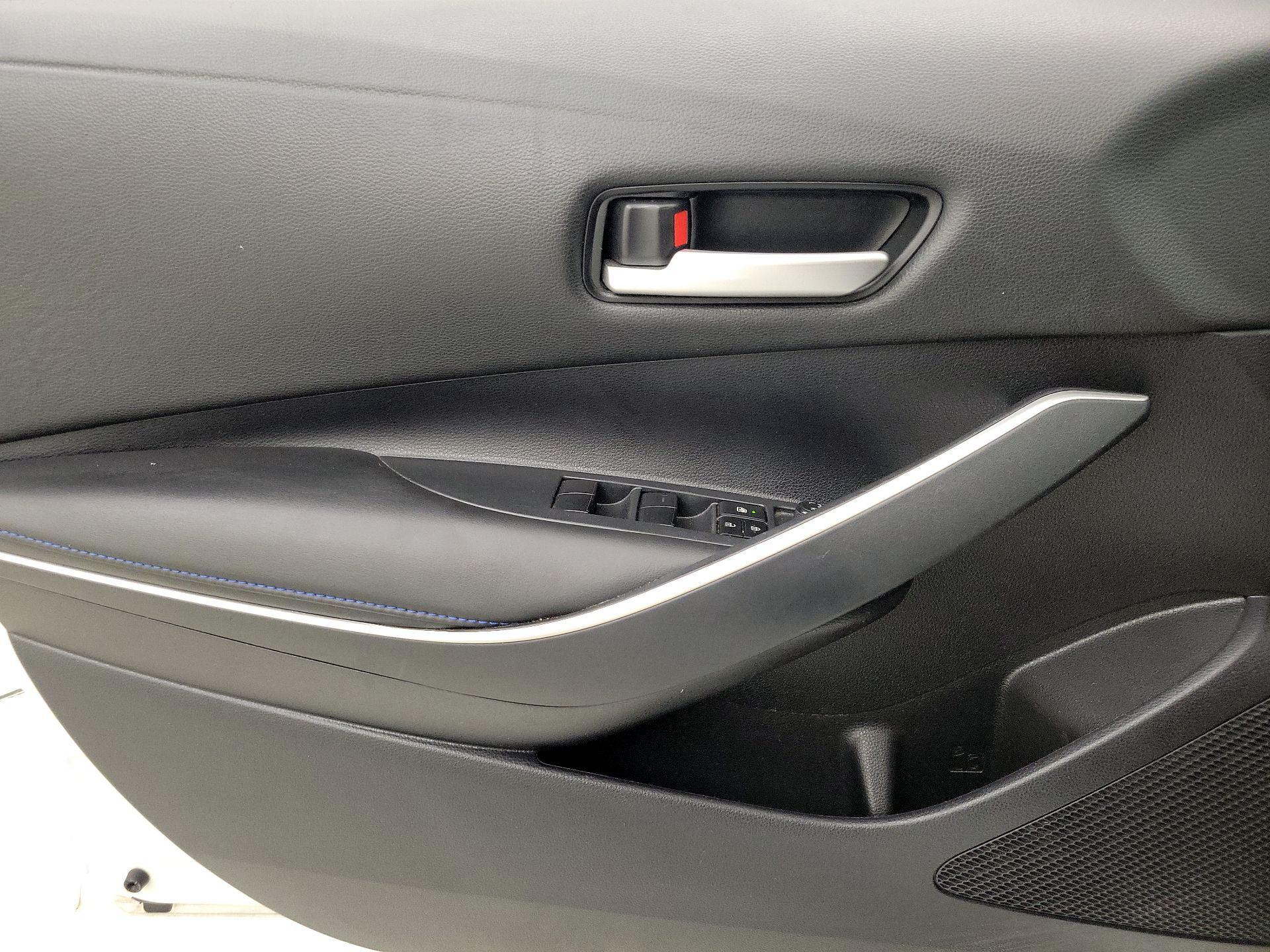 Thumbnail: 2021 Toyota Corolla - 12