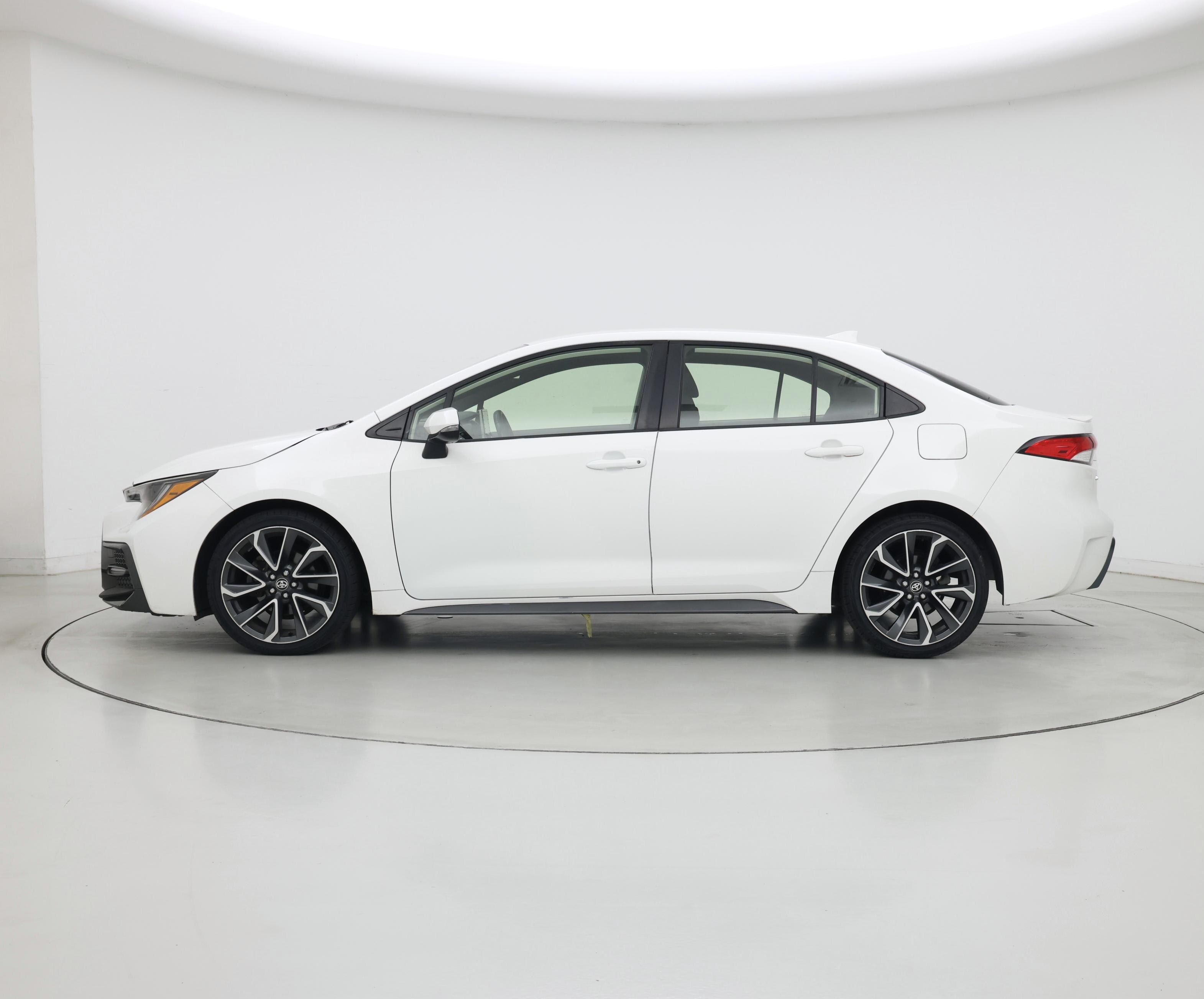 Thumbnail: 2021 Toyota Corolla - 3