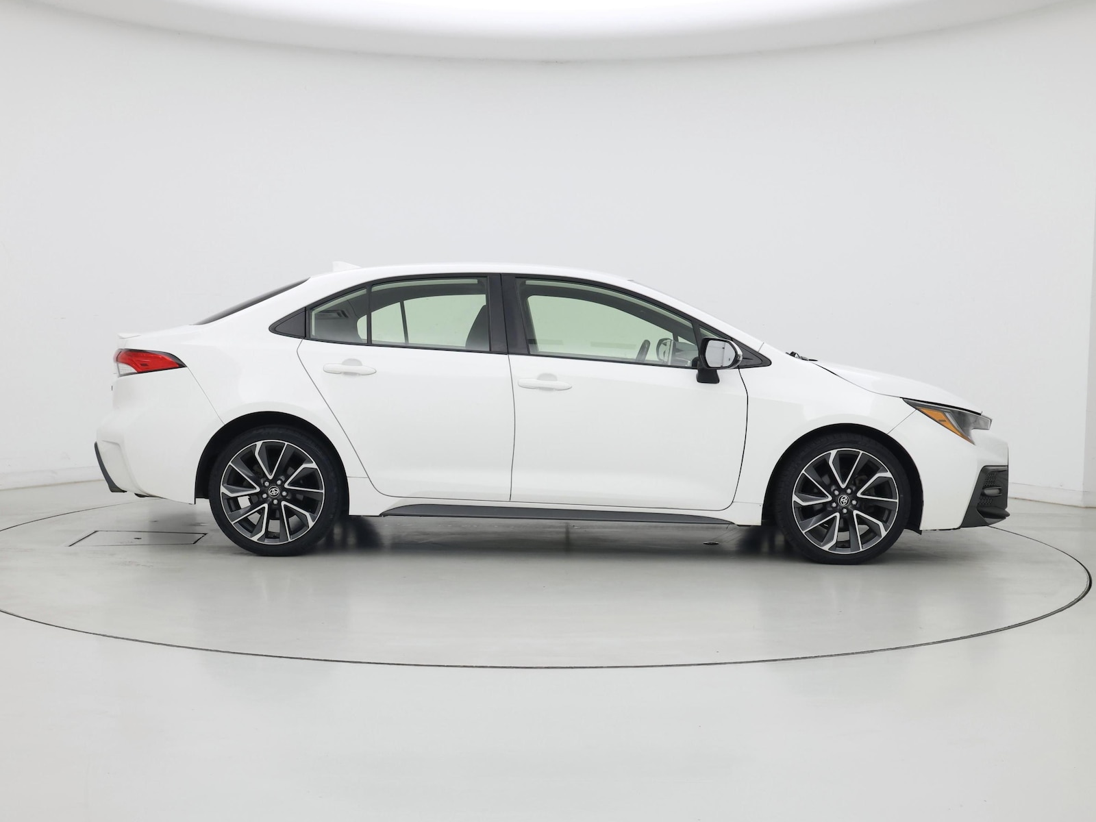 2021 Toyota Corolla SE - Photo 8