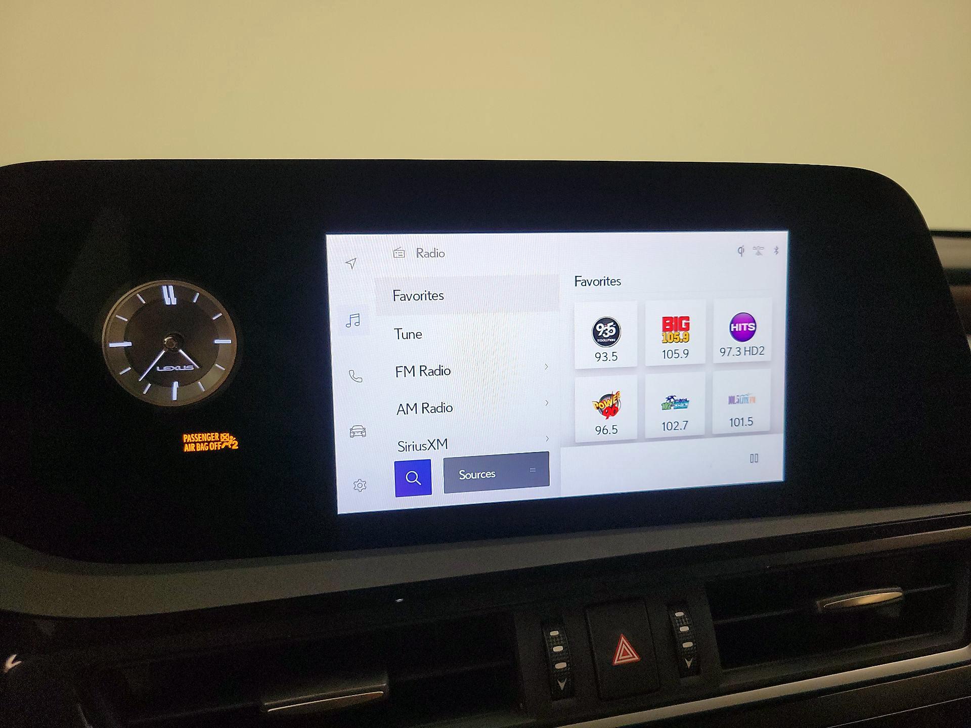 Thumbnail: 2024 Lexus ES - 15