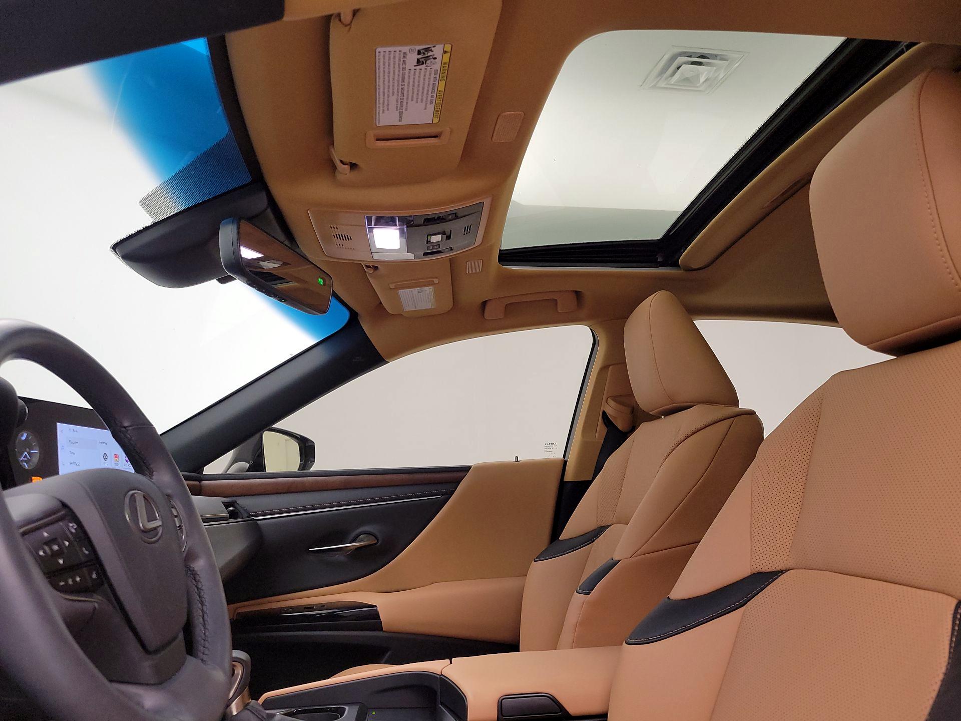 Thumbnail: 2024 Lexus ES - 19